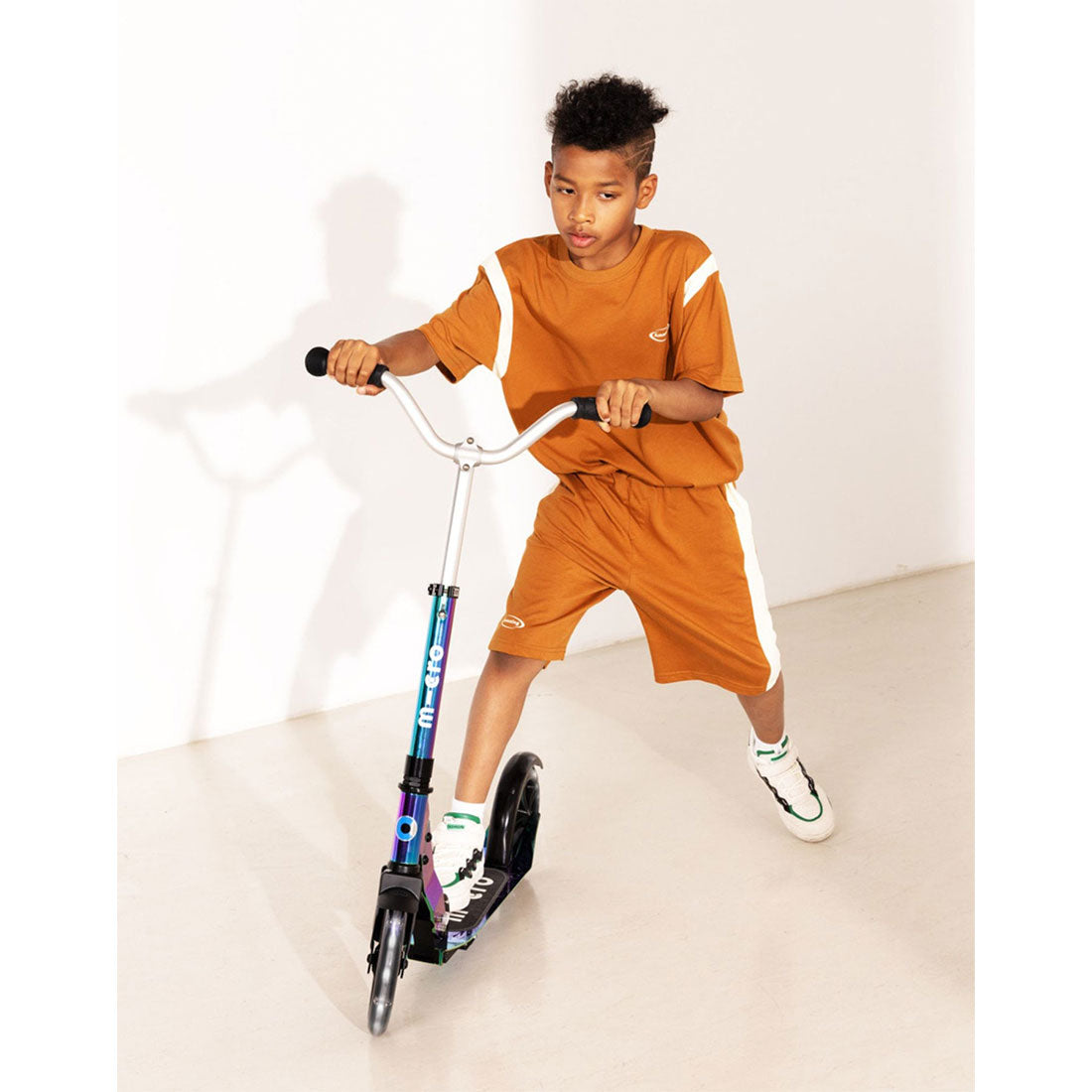 Neochrome Micro Cruiser LED Scooter for Kids - Lightweight & Durable for Outdoor Fun, Commuting & Neighborhood Rides