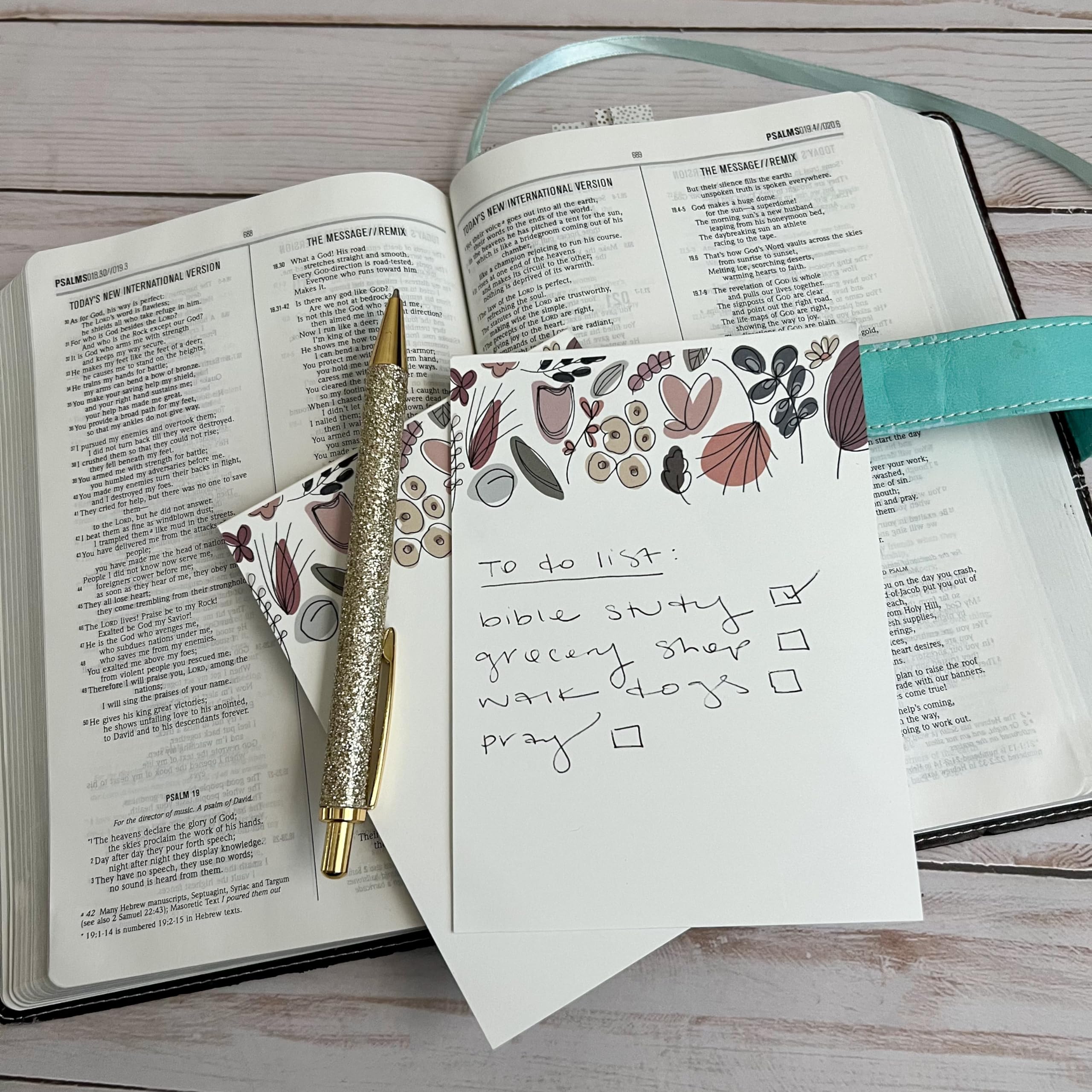Floral To-Do List Notepads | Custom Handmade Aesthetic Notes | Cute Flower Design Notepads for Office, School & Daily Planning | Perfect Gift for Women & Students