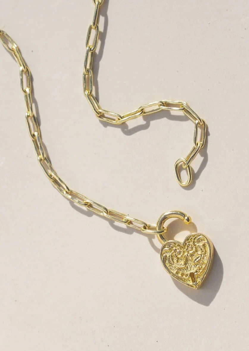 Heart-Shaped Pendant Lock Necklace - Elegant Jewelry for Women | Perfect Gift for Valentine's Day, Anniversary & Romantic Occasions