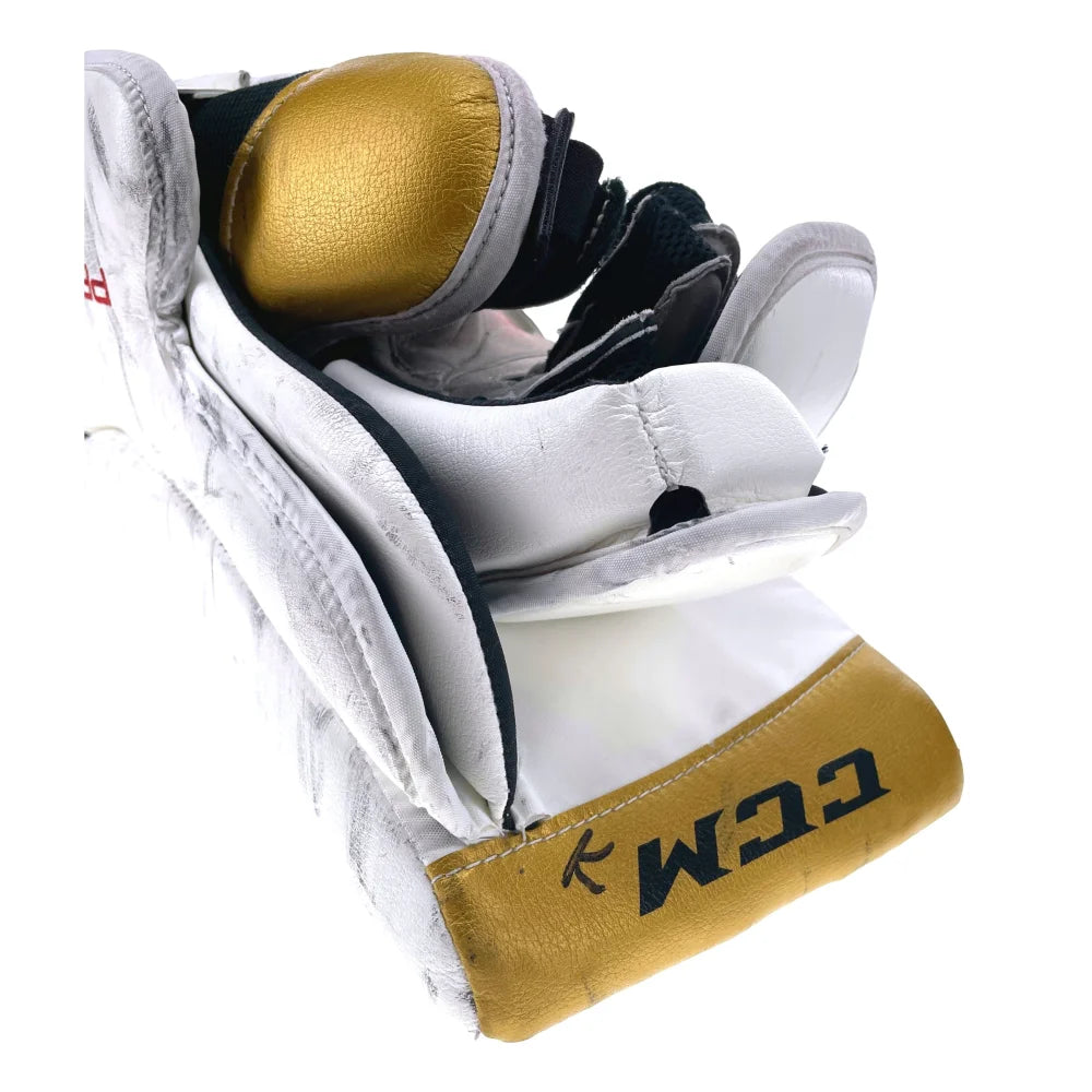 Marc Andre Fleury Game Used Hockey Blocker - The Save 11/19/19 - Vegas Golden Knights VGK Authentic 1/1 with COA - Perfect for NHL Memorabilia Collectors and Hockey Fans Display