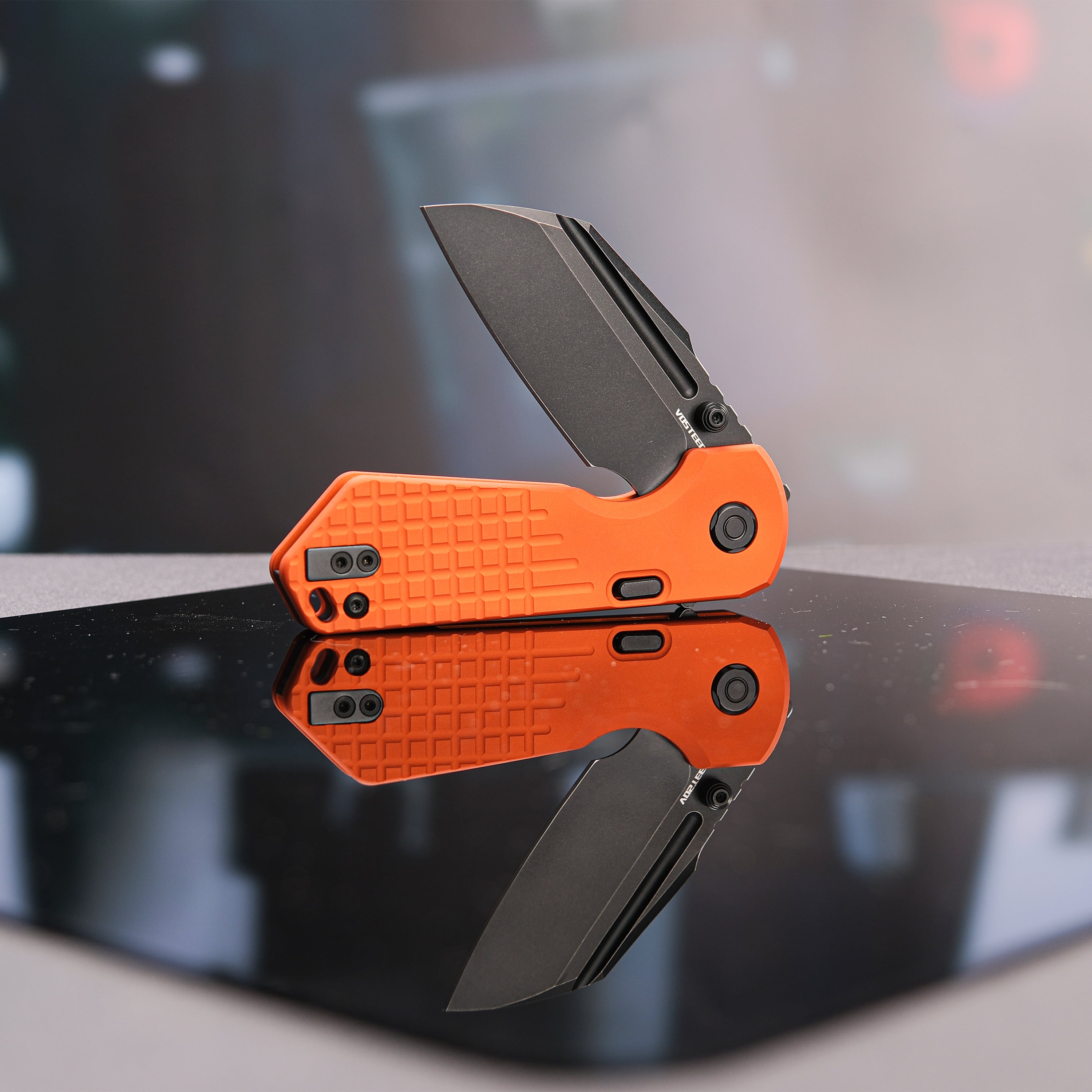 Exclusive Hedgehog Top Liner Lock Knife - 2.99