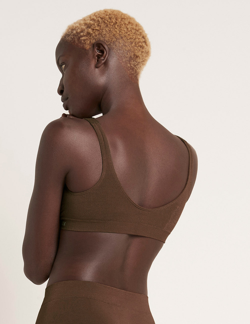 Seamless Crop Bra - Comfortable Wireless Bralette for Yoga, Workout & Everyday Wear | Clove