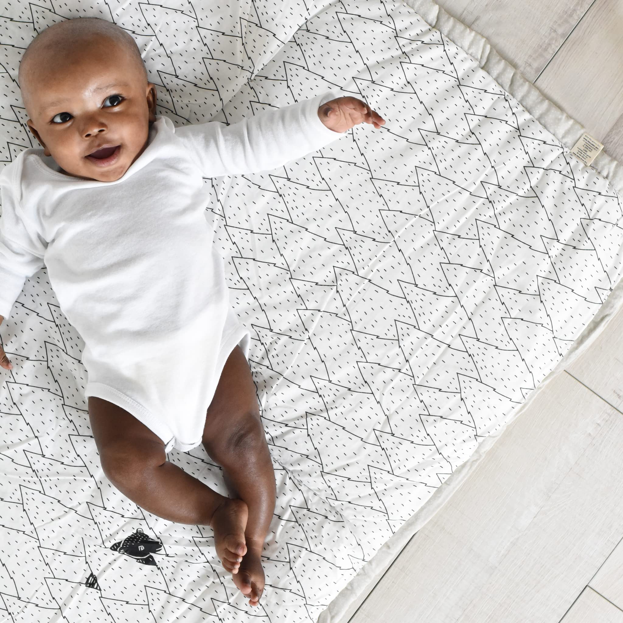 Wee Gallery Forest Playmat for Babies - Reversible Large Washable Organic Floor Mat for Newborns & Infants | High Contrast Animal Design for Tummy Time, Sensory Play & Early Development | Perfect for Nursery, Daycare & Travel Use