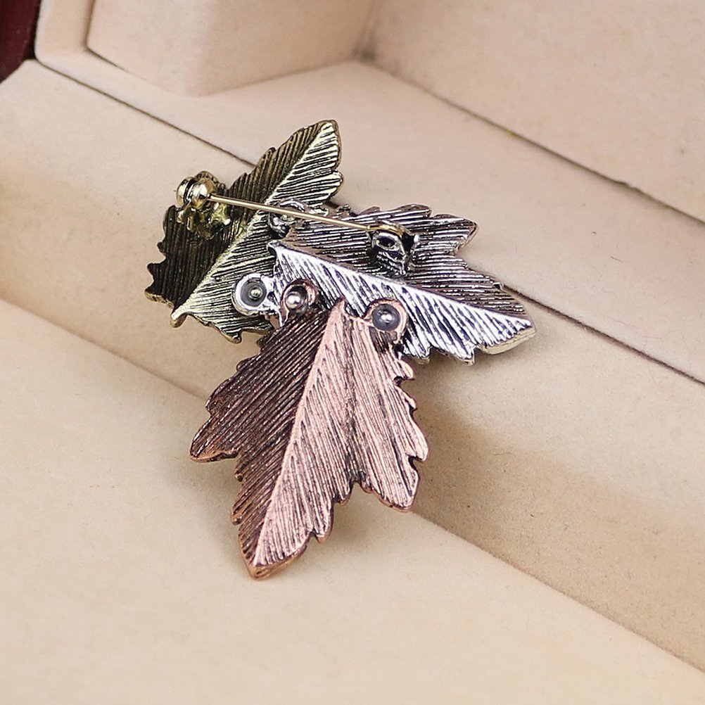 LUOEM Elegant Maple Leaf Brooch Pin - Gold Tone Floral Corsage Jewelry for Women - Perfect for Weddings, Parties, and Fall Fashion Accessories