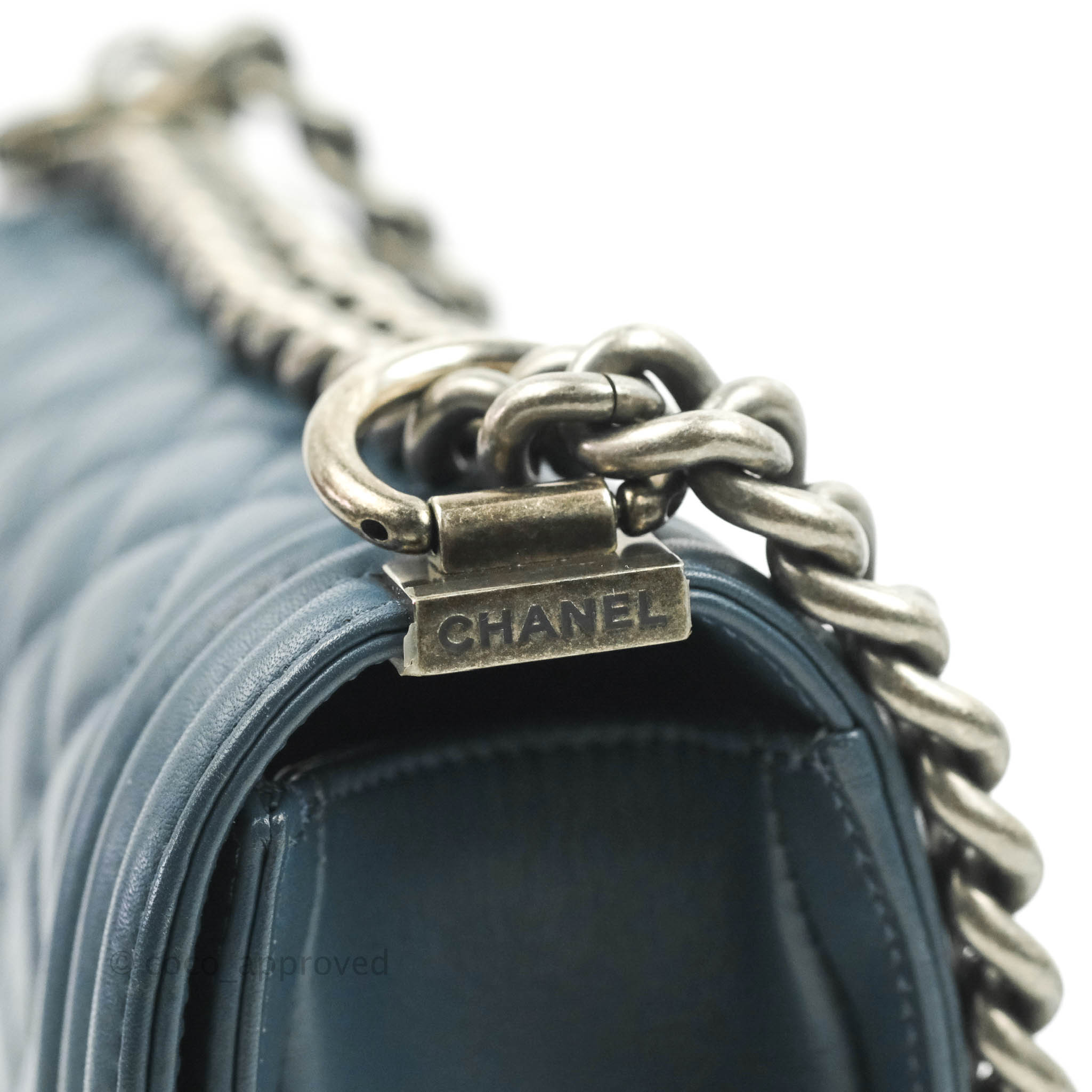 Chanel Boy Small Navy Blue Calfskin Leather Bag with Ruthenium Hardware - Perfect for Evening Events & Luxury Fashion Accessories