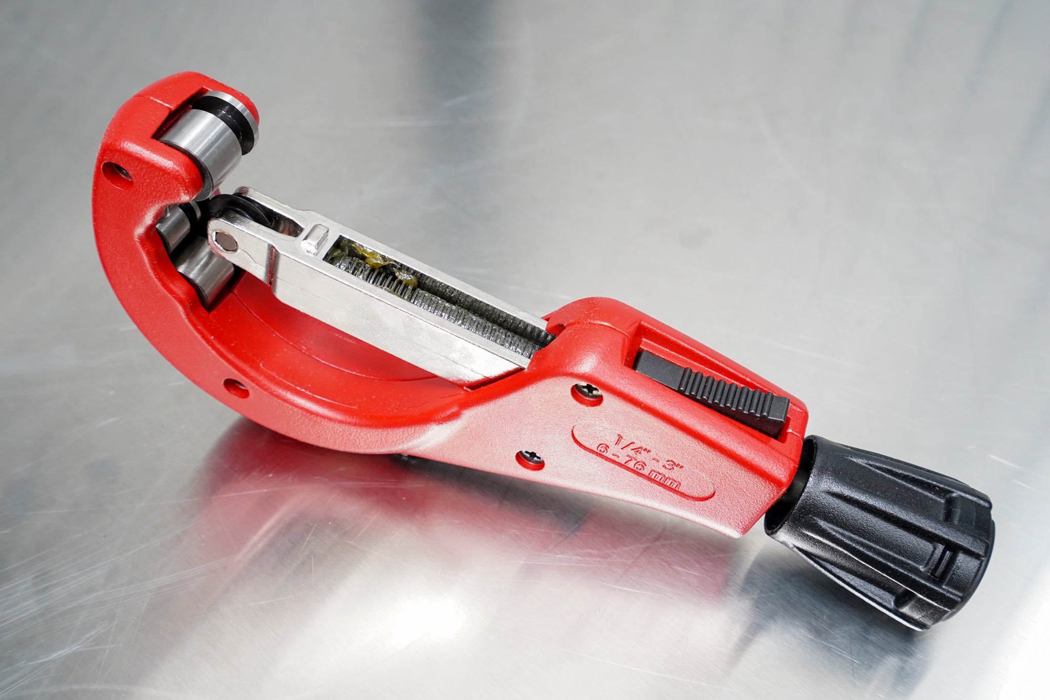 Prevost Pipe Cutter - Professional Plumbing Tool for Copper, PVC & PEX Pipes | Perfect for DIY Home Repairs & Plumbing Projects