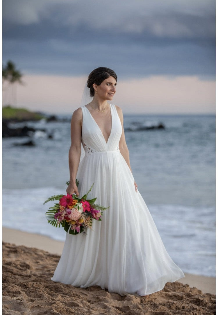 Jenny Yoo Elinor Wedding Gown - Elegant A-Line Bridal Dress with Lace Details | Perfect for Beach, Church & Formal Weddings