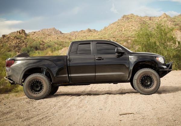 2007-2013 Toyota Tundra Fiberwerx 6.5' Bed Replacement - Durable Aftermarket Truck Bed for Hauling & Off-Road Adventures
