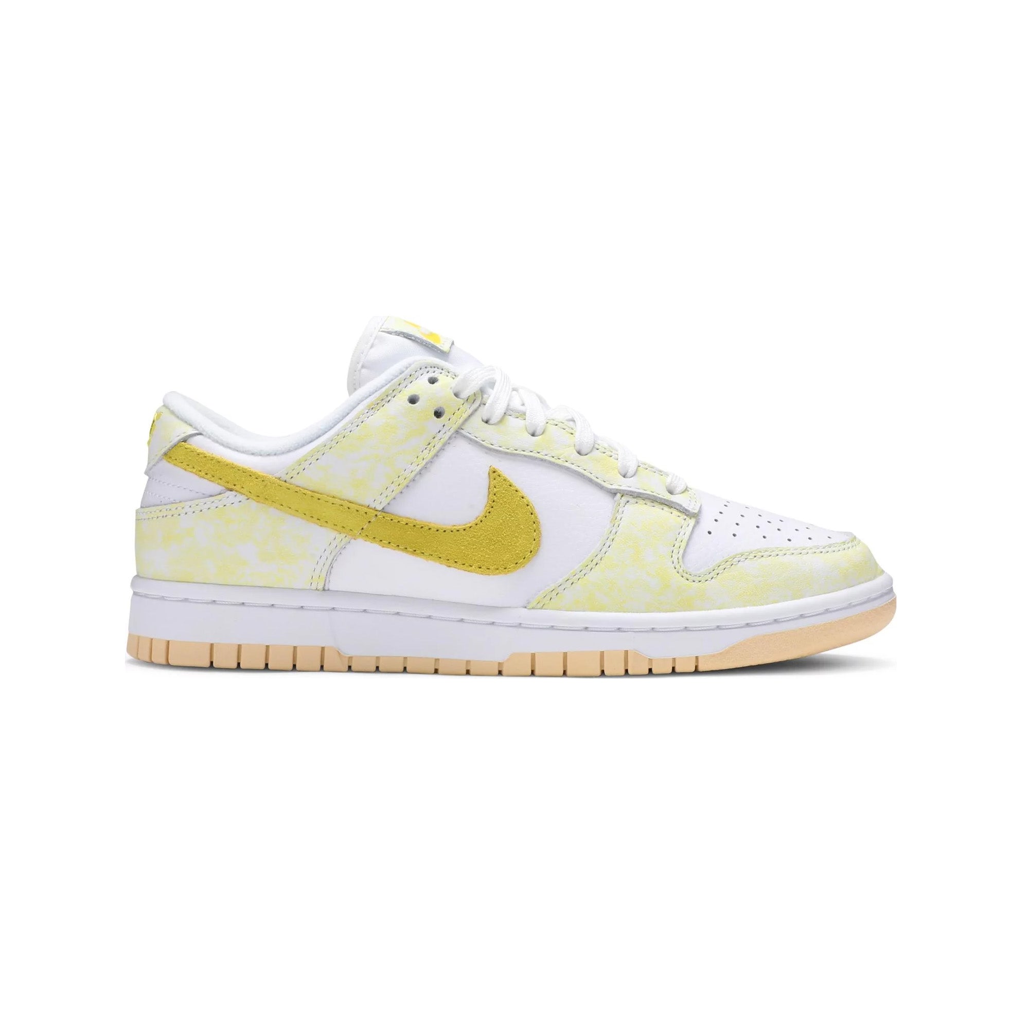 Nike Dunk Low OG 'Yellow Strike' Retro Sneakers for Men - Classic Basketball Shoes for Casual Wear, Street Style & Sneaker Collection
