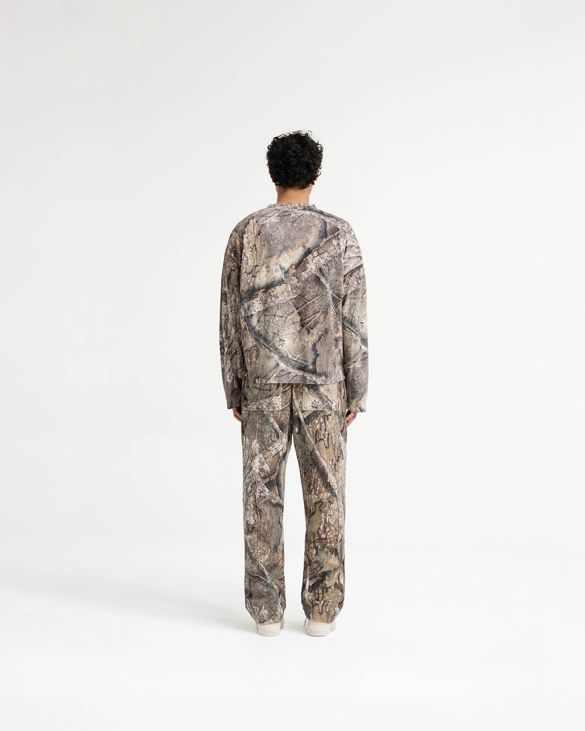 Realtree® Camo Long Sleeve T-Shirt for Men - Hunting & Outdoor Camouflage Shirt - Durable Comfort Fit for Hunting, Fishing, Camping & Outdoor Activities