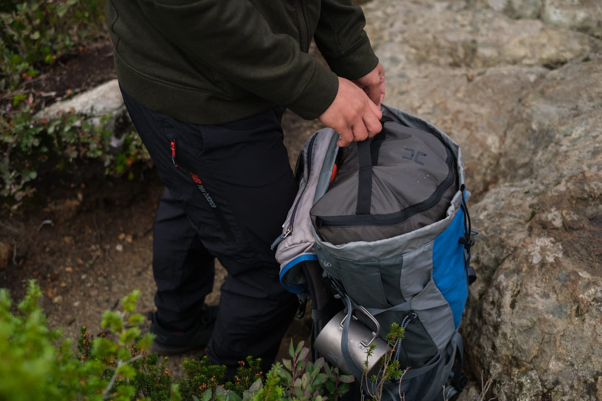 Hillsound PackStack Weatherproof Packing Cubes - Waterproof Travel Organizers for Backpacking, Camping & Hiking - Space-Saving Storage Bags for Luggage, Suitcase & Backpack Organization - Perfect for Outdoor Adventures & Business Trips