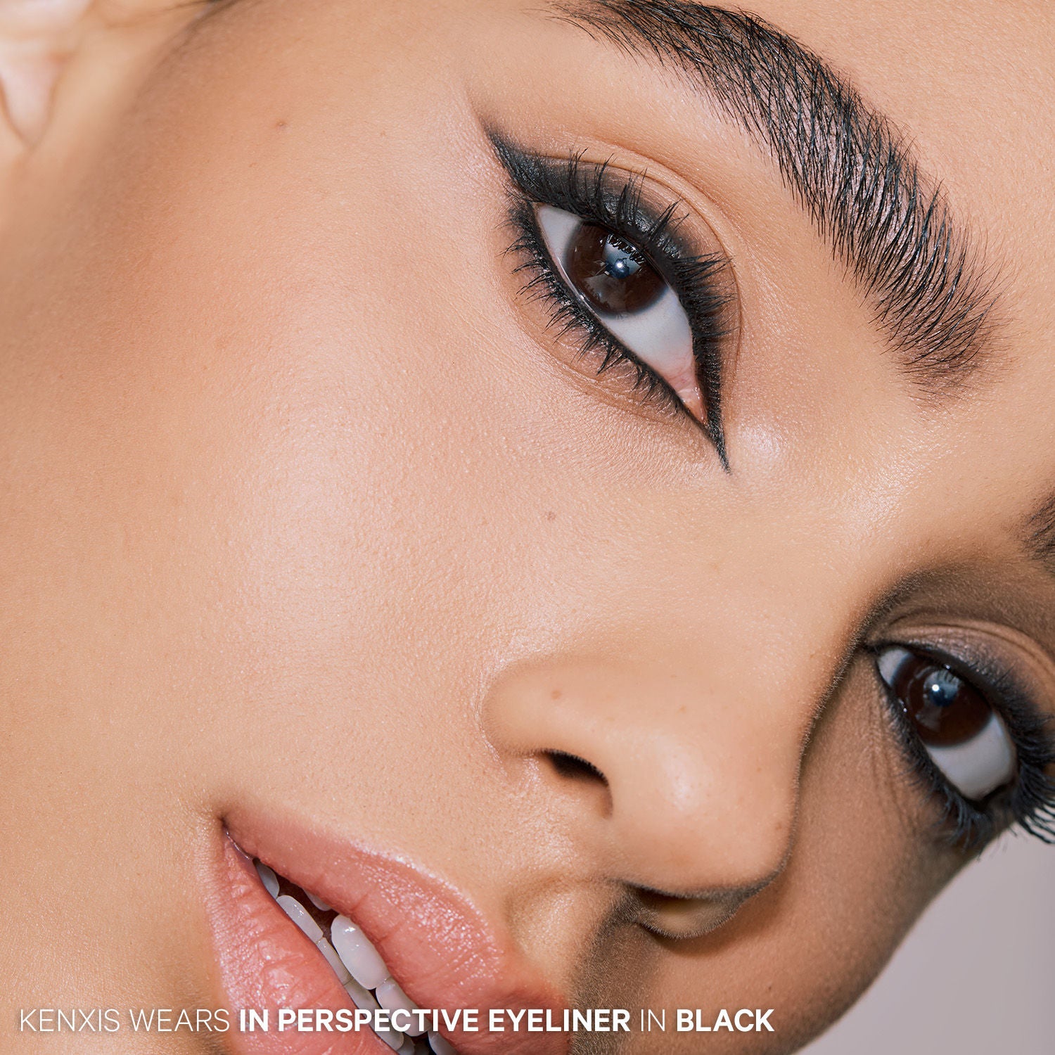 Best In Perspective Eyeliner Pencil - Long Lasting Waterproof & Smudge Proof - Perfect for Everyday Makeup & Professional Looks