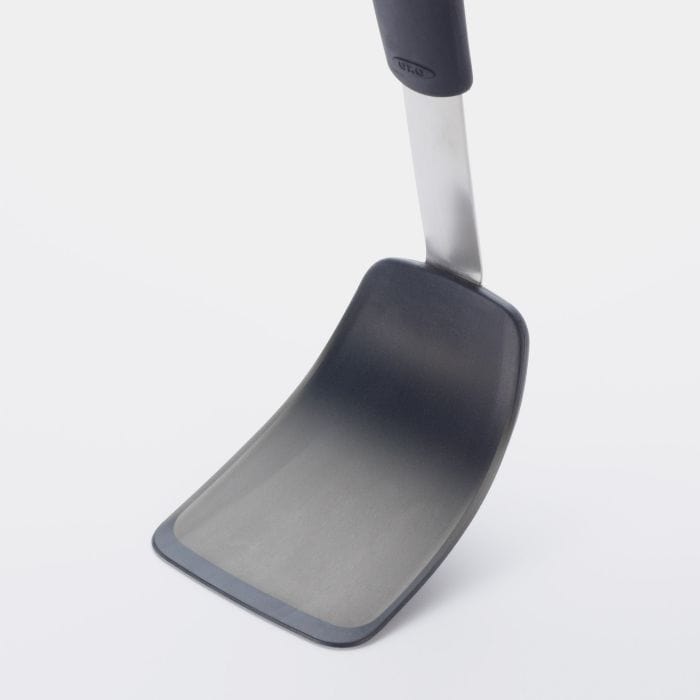 OXO Silicone Flexible Spatula - Heat-Resistant Kitchen Utensil for Baking, Cooking & Mixing - Perfect for Non-Stick Pans, Bowls & Food Prep