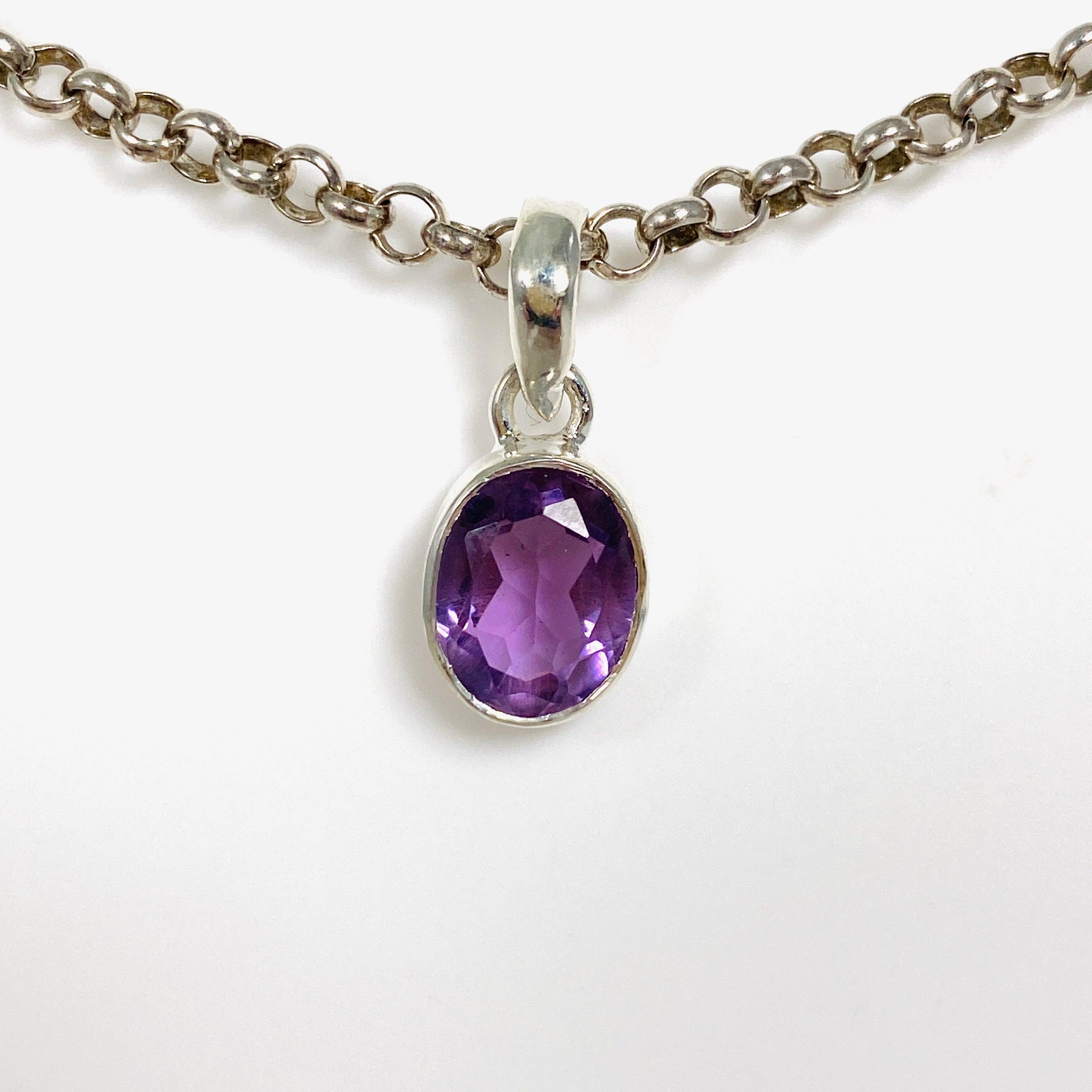 Elegant Petite Oval Faceted Pendant Necklace G2126O - Perfect for Daily Wear, Special Occasions & Gift Giving