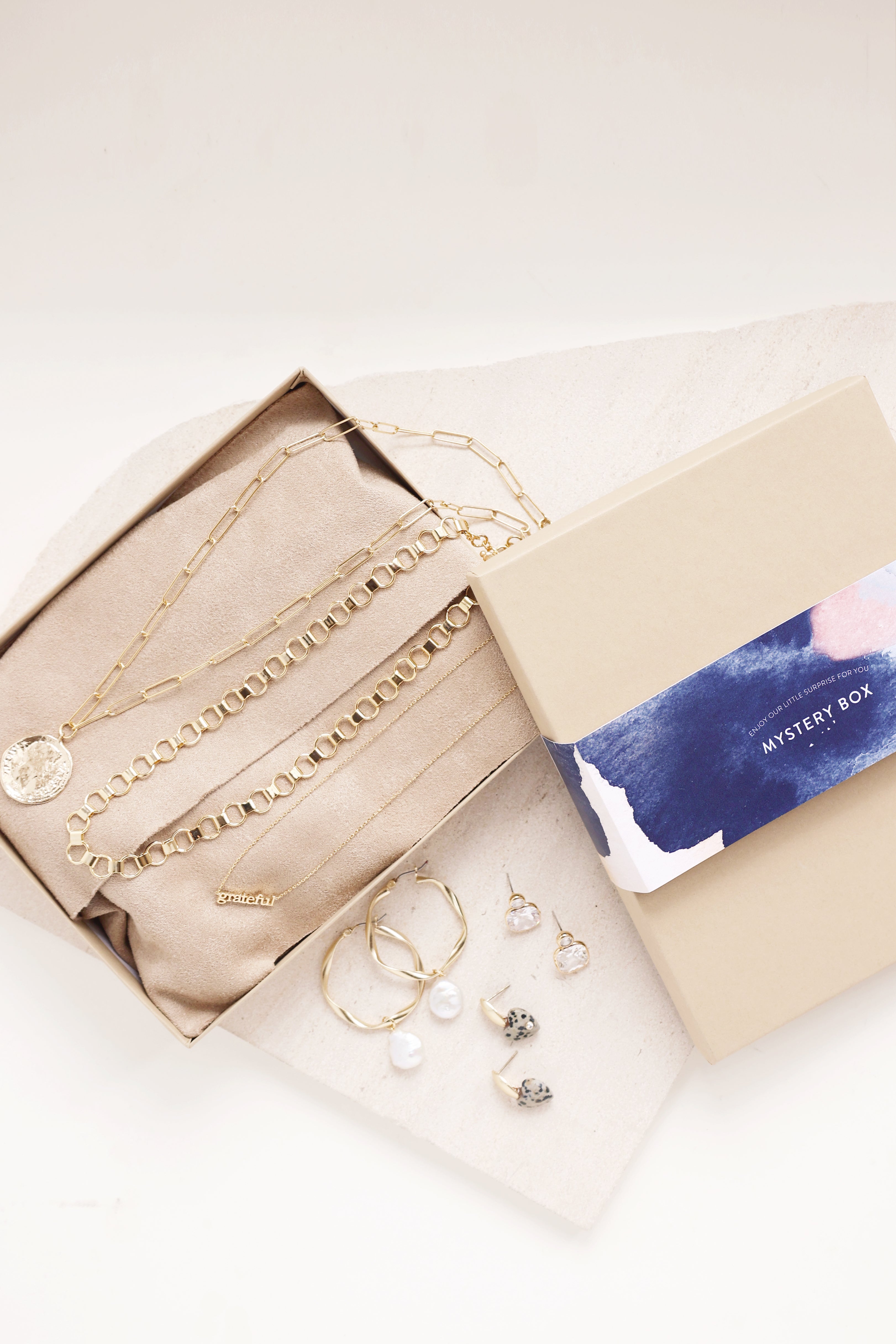 Urban GRL Mystery Box - Surprise Fashion & Accessories Collection for Women | Perfect for Gifts, Parties & Self-Treats
