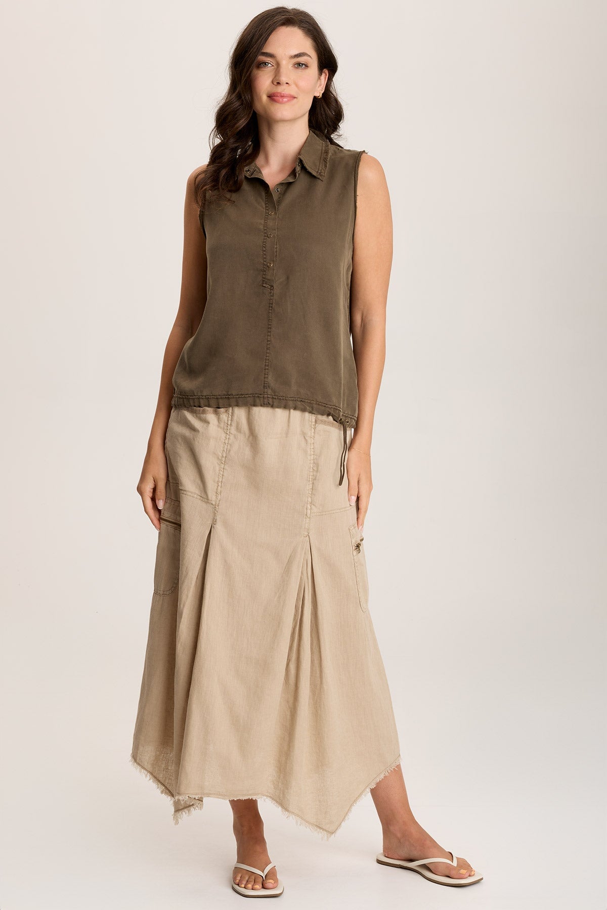 Stylish Doak Skirt with Sharkbite Hem & Functional Cargo Pockets - Trendy Women's Streetwear for Casual Outings & Outdoor Adventures