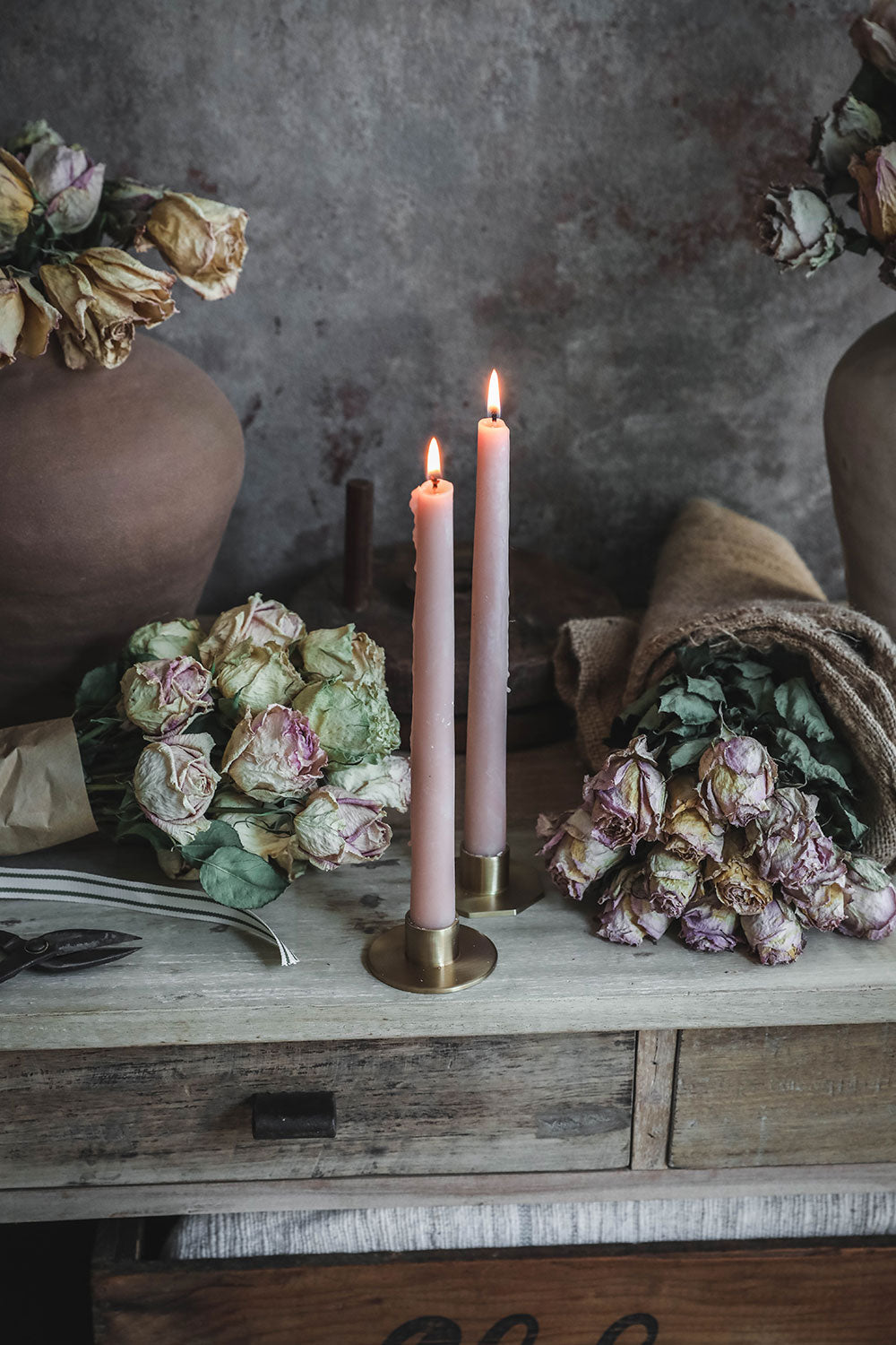 Elegant Petite Brass Candle Holder for Table Decor - Perfect for Weddings, Romantic Dinners & Home Decoration