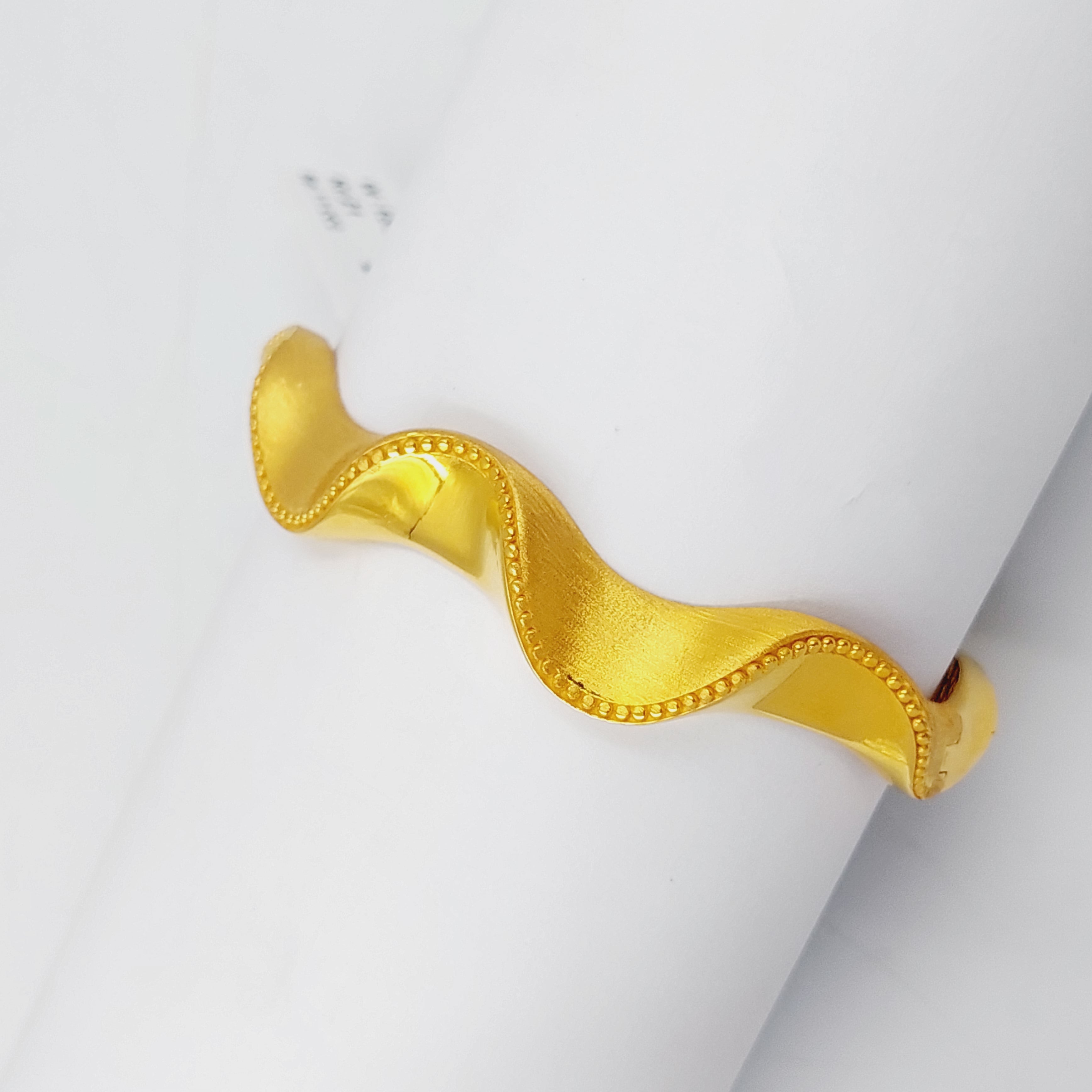 Deluxe Waves Bangle Bracelet - Elegant Stackable Jewelry for Women | Perfect for Beach Parties, Weddings & Everyday Wear