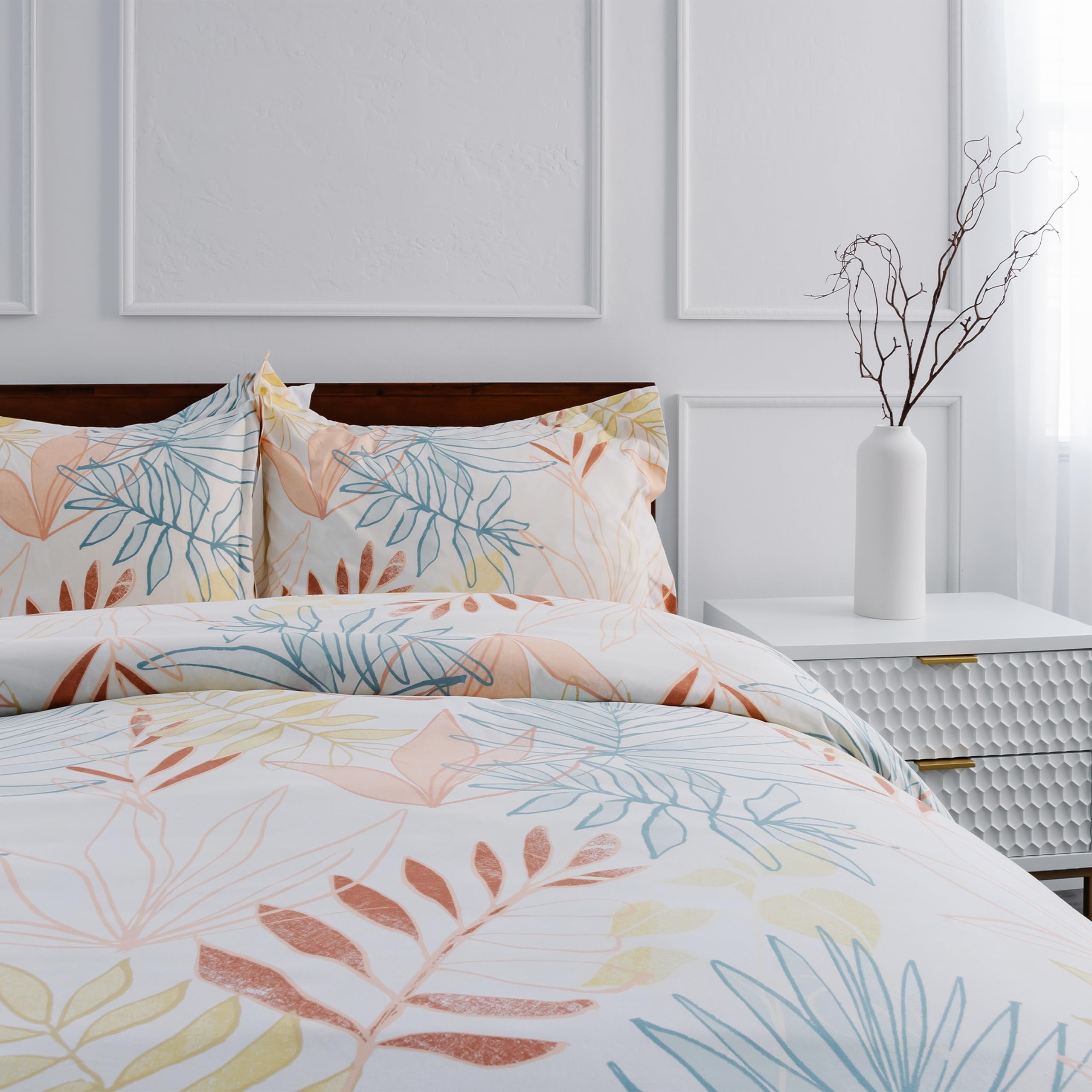 SouthShore FINE LIVING Tropic Leaf Collection - Premium Soft Wrinkle & Stain Resistant King/California King Duvet Cover Set | Luxury Bedding for Tropical & Coastal Bedroom Decor