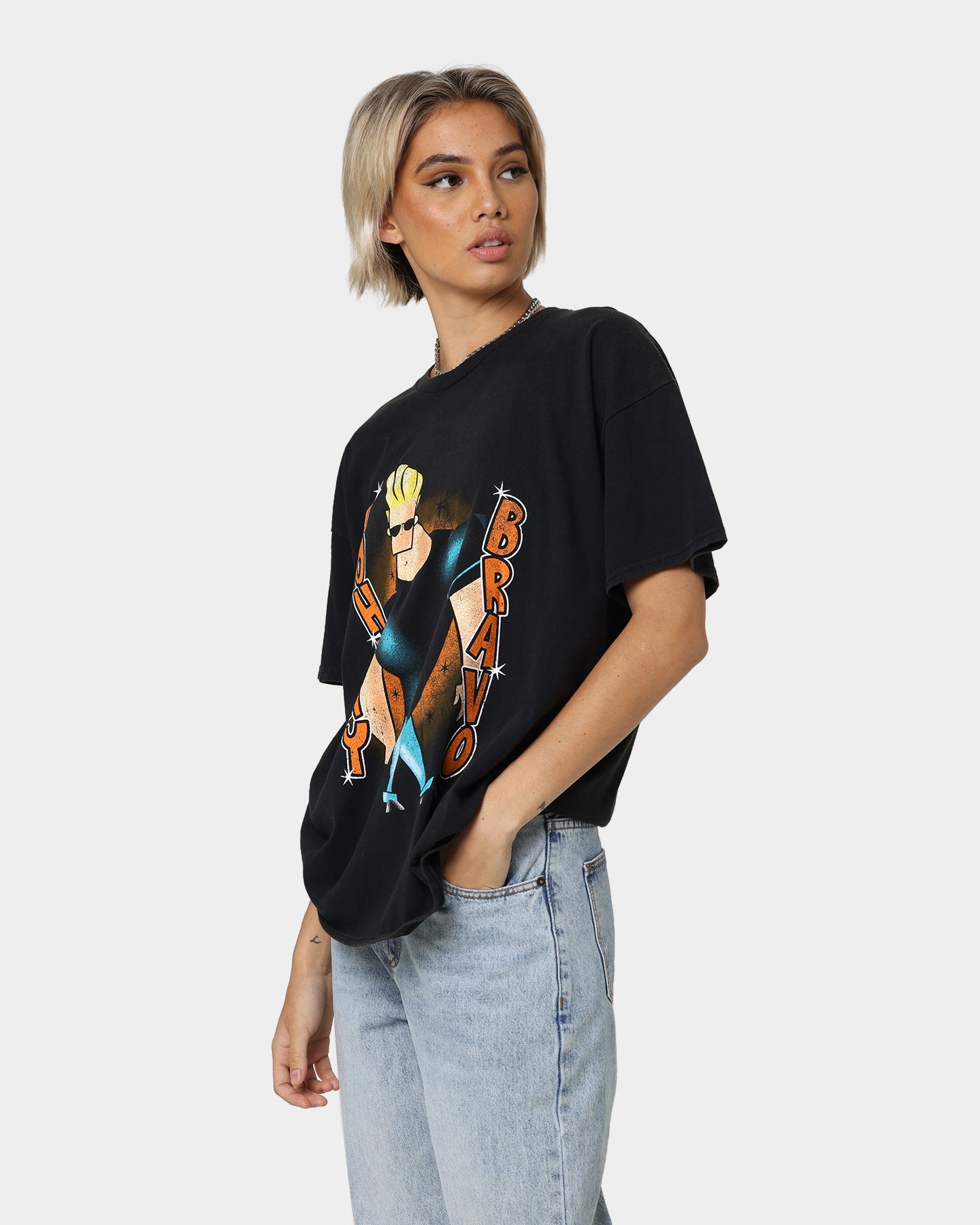 Vintage Johnny Bravo Graphic T-Shirt for Men - Black Washed Retro Style Tee - Perfect for Casual Wear, Cosplay, and 90s Nostalgia Fans