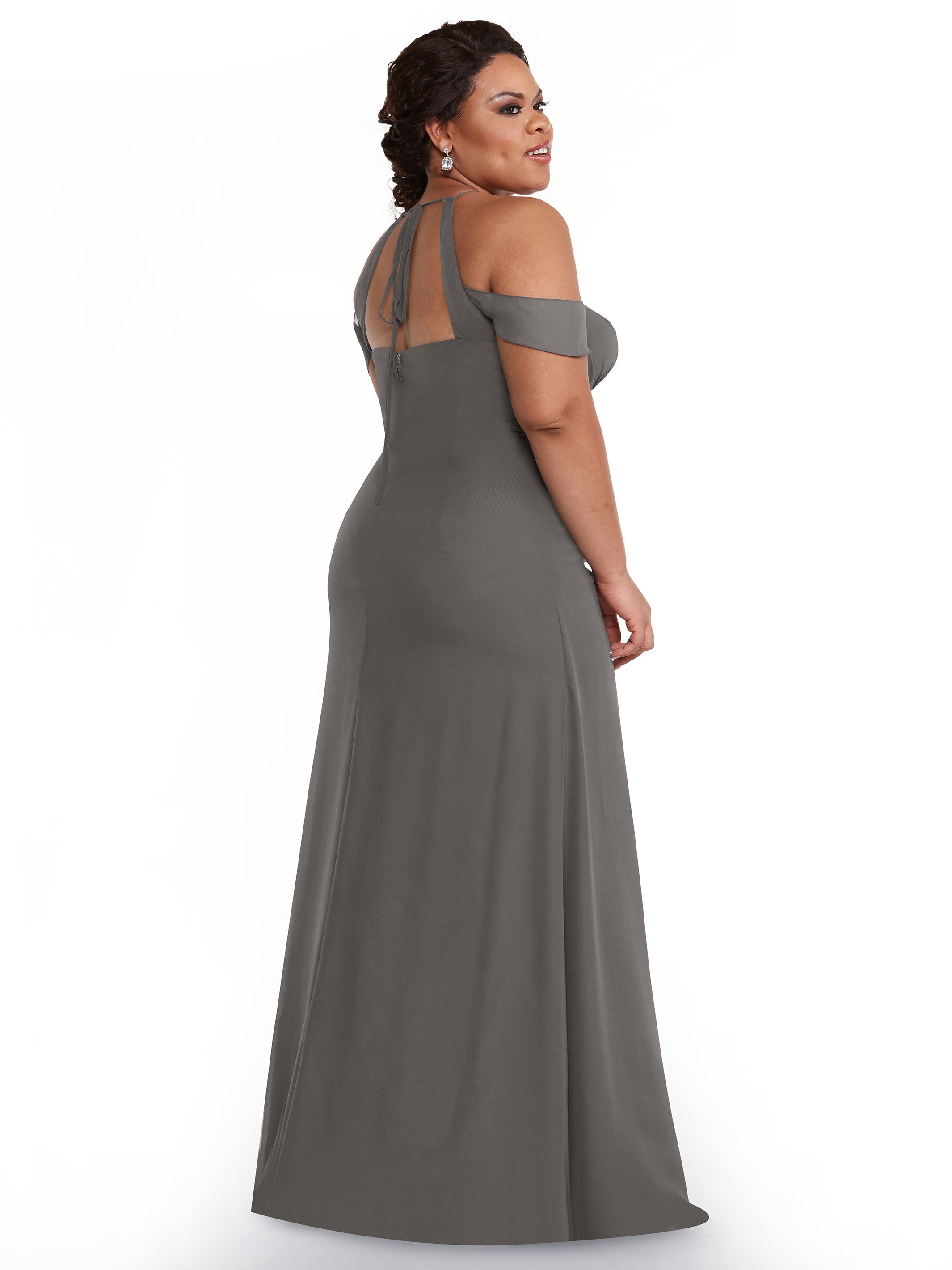 Elegant Off-The-Shoulder Chiffon Bridesmaid Dress with Halter Neckline - Perfect for Weddings, Formal Events & Special Occasions
