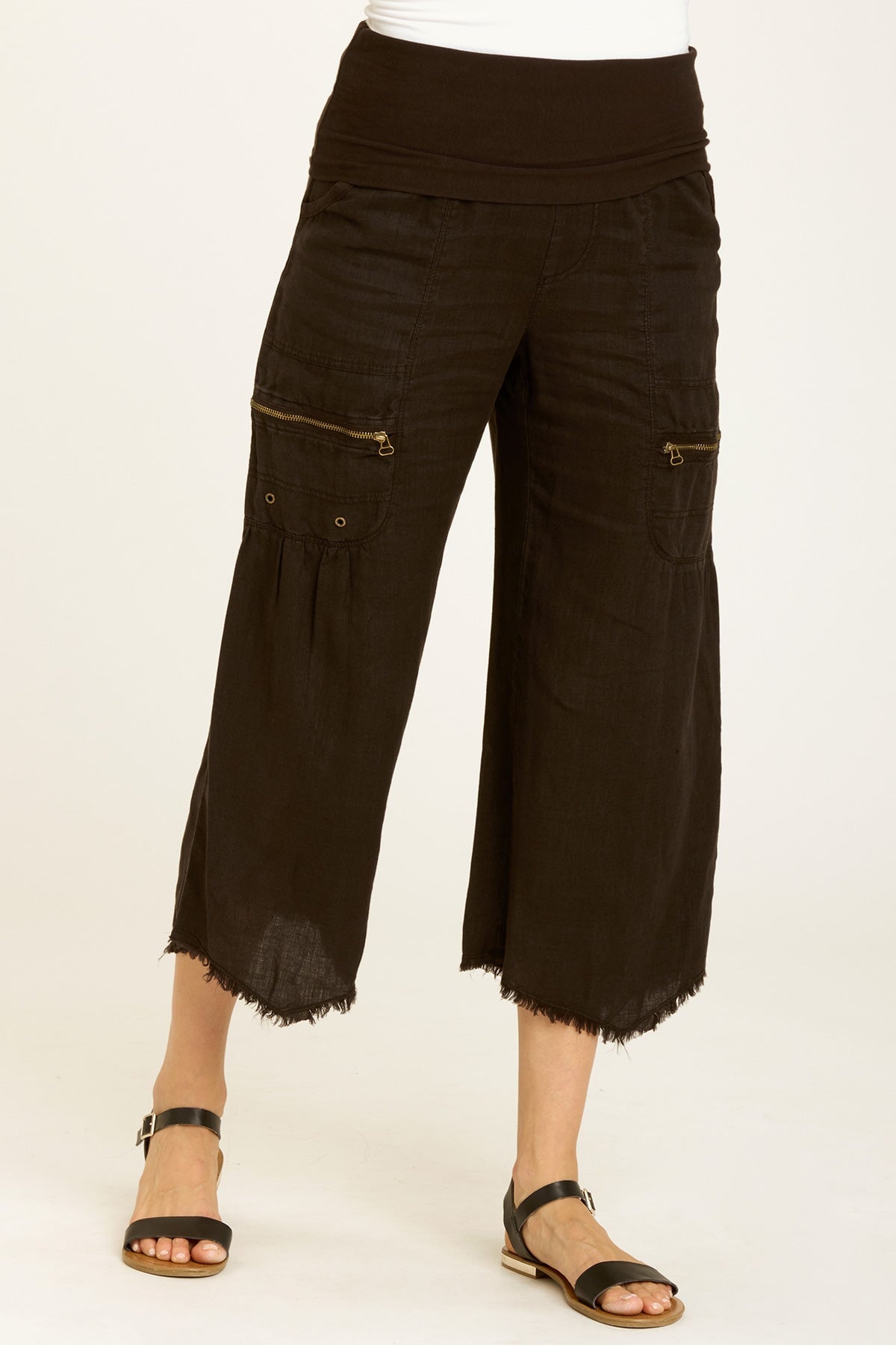 Pasqual Crop Top Black - Stylish Women's Fashion Tops for Casual Wear & Summer Outfits