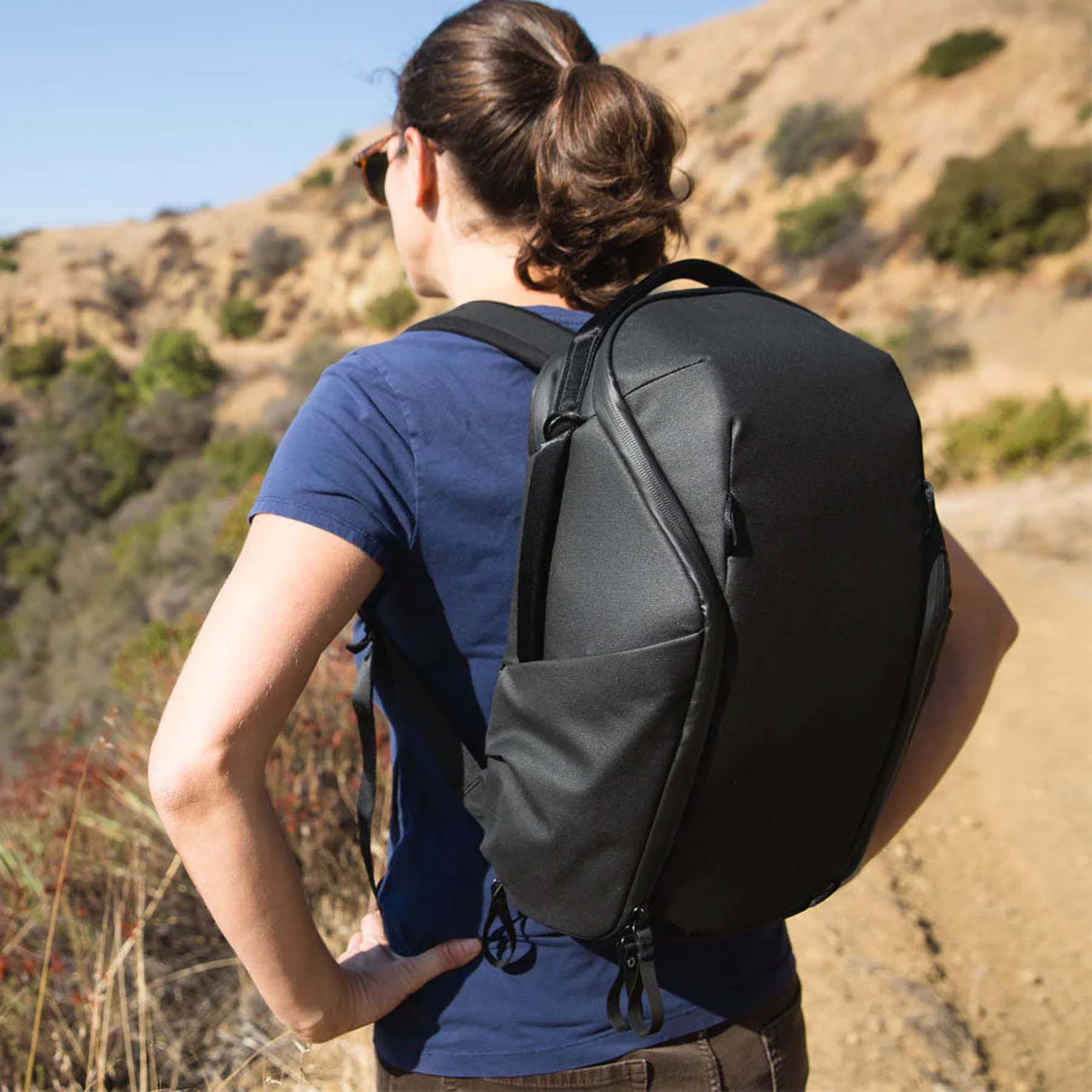 Peak Design Everyday Backpack 20L - Waterproof Camera Backpack with Laptop Compartment | Perfect for Travel, Photography & Daily Commute