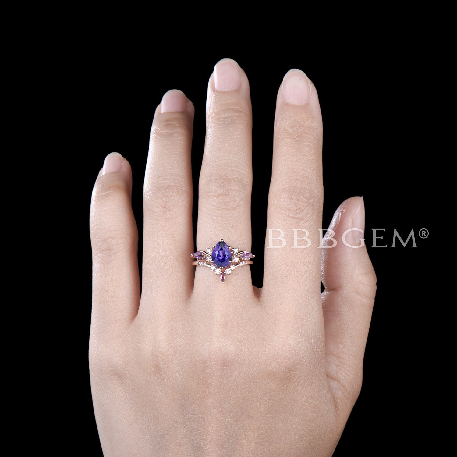 Exquisite Pear Shaped Purple Sapphire Engagement Ring with Elegant Twist Shank - Perfect for Proposals, Anniversaries & Romantic Occasions