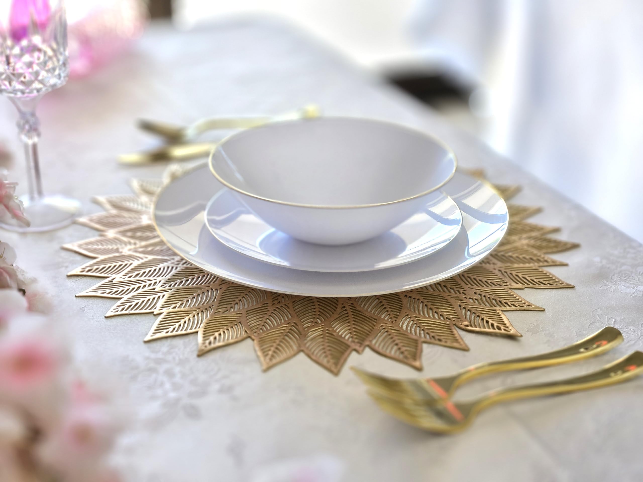 120-Piece Metallic Gold Vinyl Placemats Set - Elegant Pressed Table Mats for Weddings, Parties & Special Occasions - Dhalia Pattern Matt Gold Centerpiece Decor