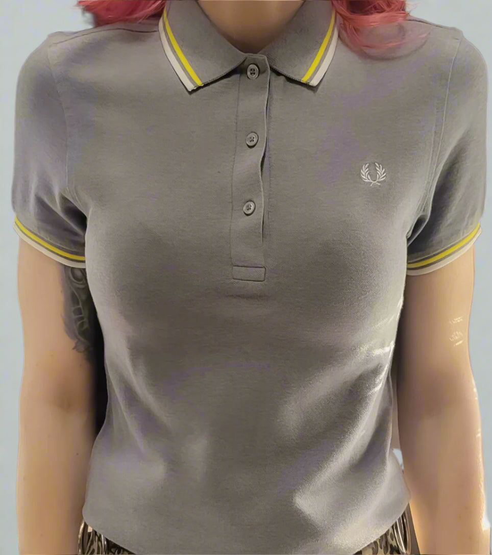 Fred Perry Women's Twin Tipped Polo Shirt - Pavement/Yellow/White | Classic Casual Wear for Women | Perfect for Office, Golf & Summer Outfits