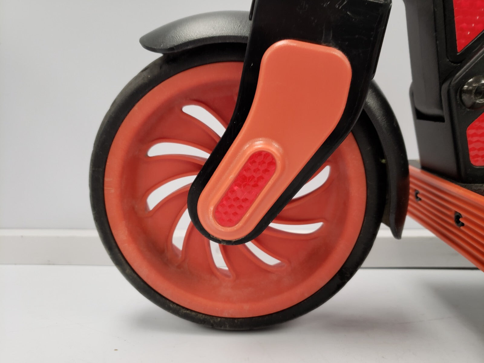 Gotrax GKS Plus Electric Scooter - Lightweight, Foldable & Portable for Commuting, Campus & Urban Travel
