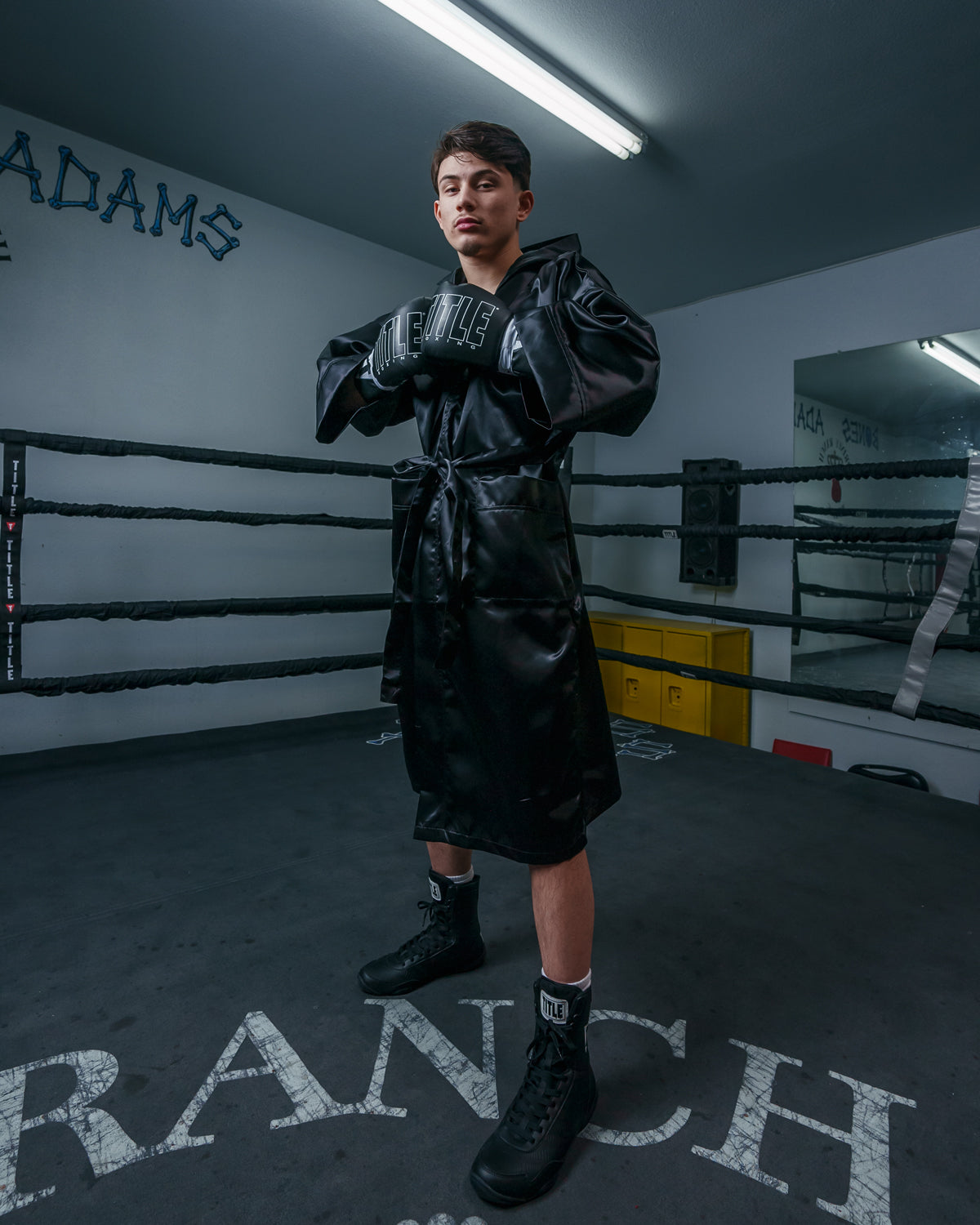 TITLE Boxing Pro Fingertip Training Robe 2.0 - Premium Boxing & MMA Sparring Gear for Fighters & Athletes - Perfect for Gym Workouts, Martial Arts Training & Competition