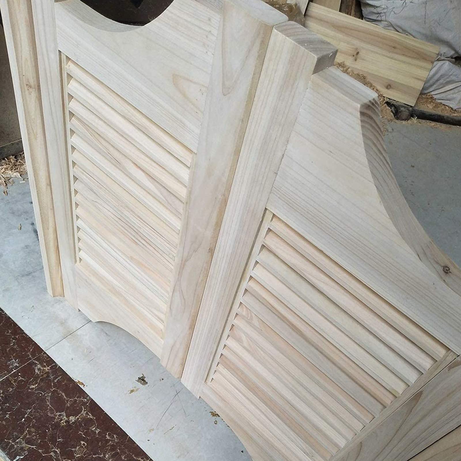 Unfinished Louvered Solid Wood Café Swing Door with Hinges - Self-Closing Saloon Style Interior Door for Restaurants, Bars & Homes (30x28 Inches) - Perfect for Terrace, Kitchen, or Commercial Spaces