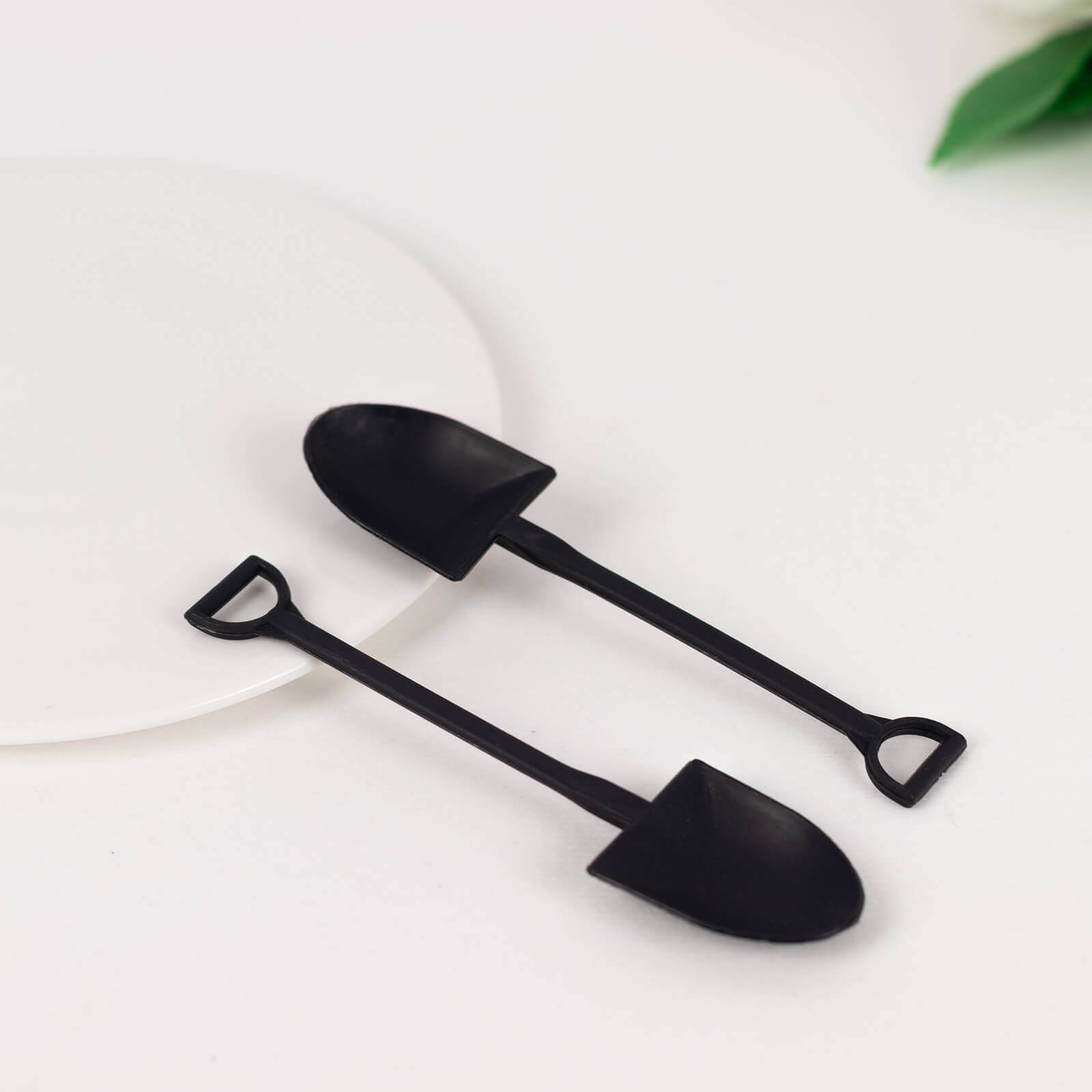 100 Pack Black Disposable Plastic Dessert Spoons with Mini Shovel Design - 4.5 Inch Ice Cream Spoons for Parties, Picnics & Dessert Tasting Events