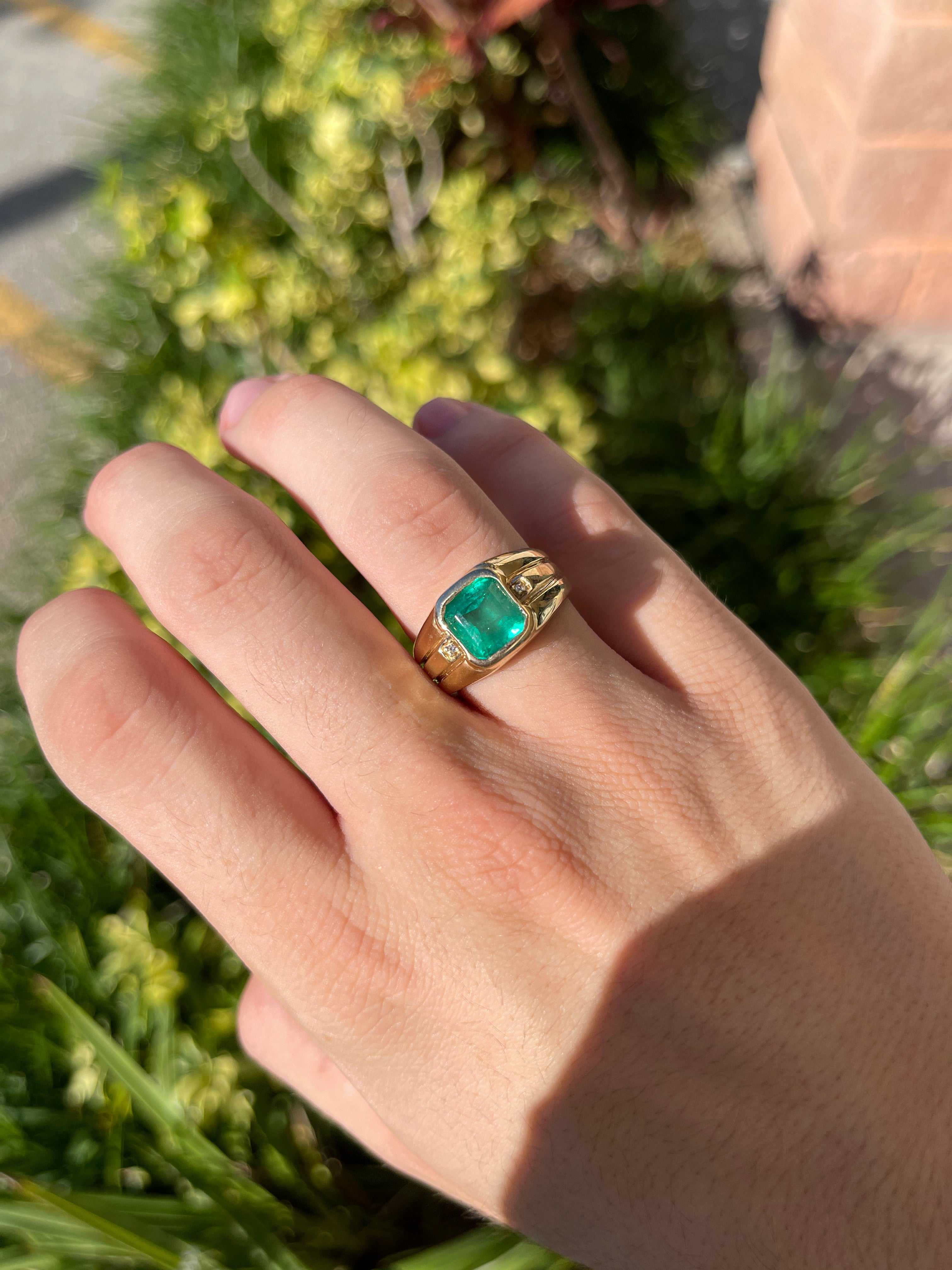 3.56 TCW Men's Emerald and Diamond Accent 14K Yellow Gold Ring for Wedding, Engagement & Special Occasions