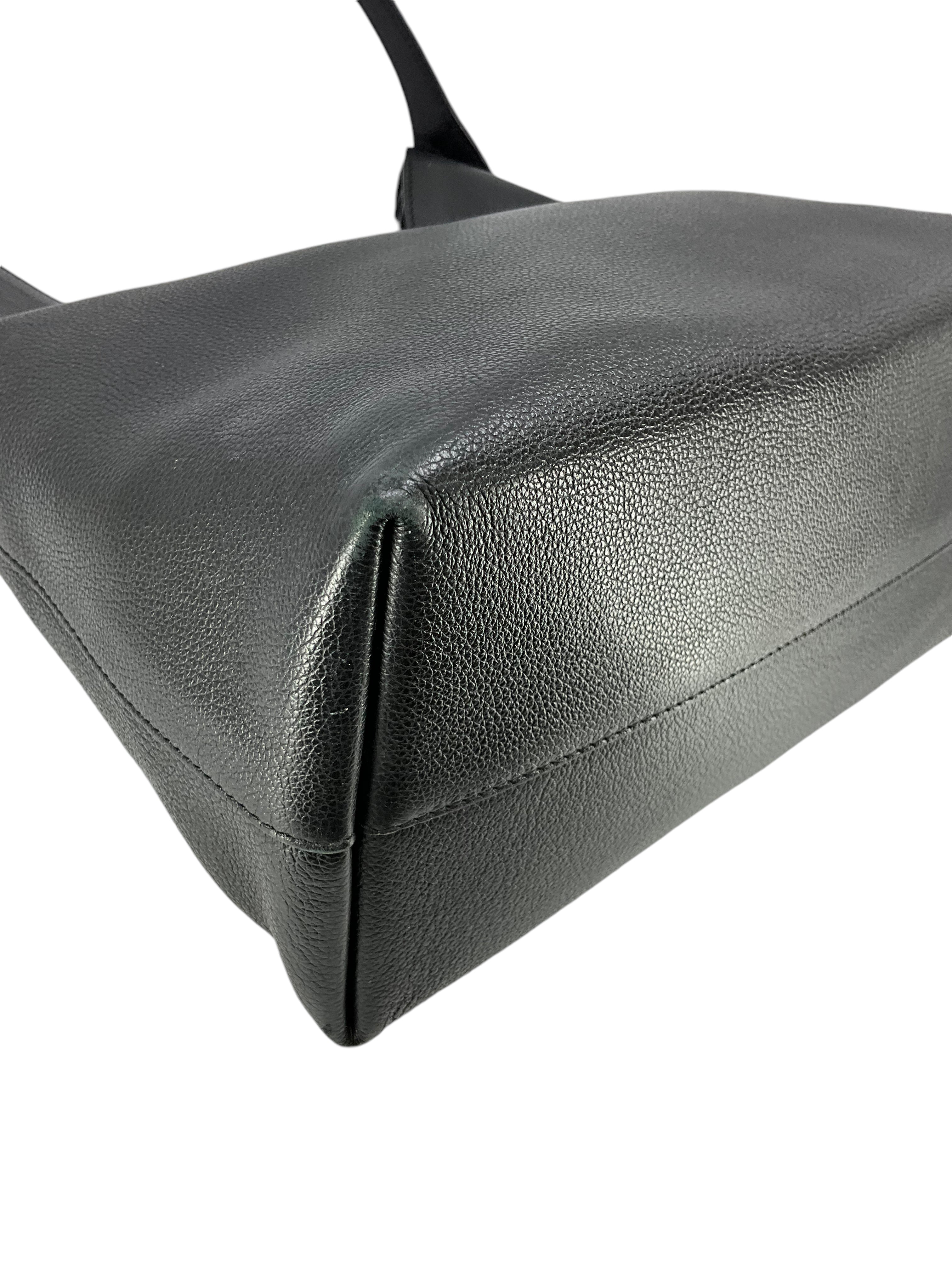 Louis Vuitton Lockme Hobo Bag - Genuine Calfskin Leather Shoulder Purse for Women | Perfect for Work, Travel & Everyday Use