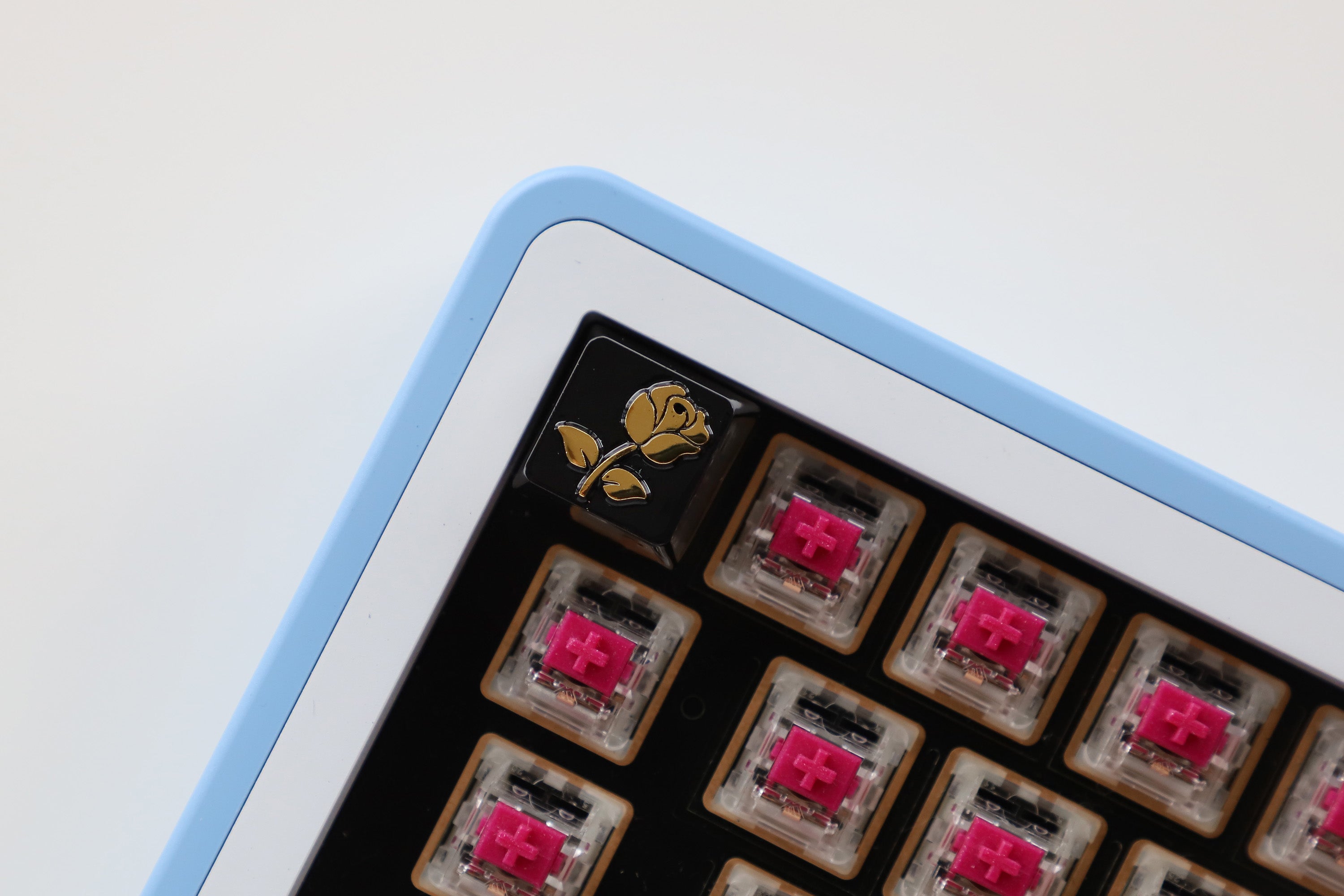 Personalized Rose Metal Keycap - Zinc Alloy Custom Keycap for Mechanical Keyboard, Unique Love Letter Design - Perfect for Gaming, Typing & Gift Giving