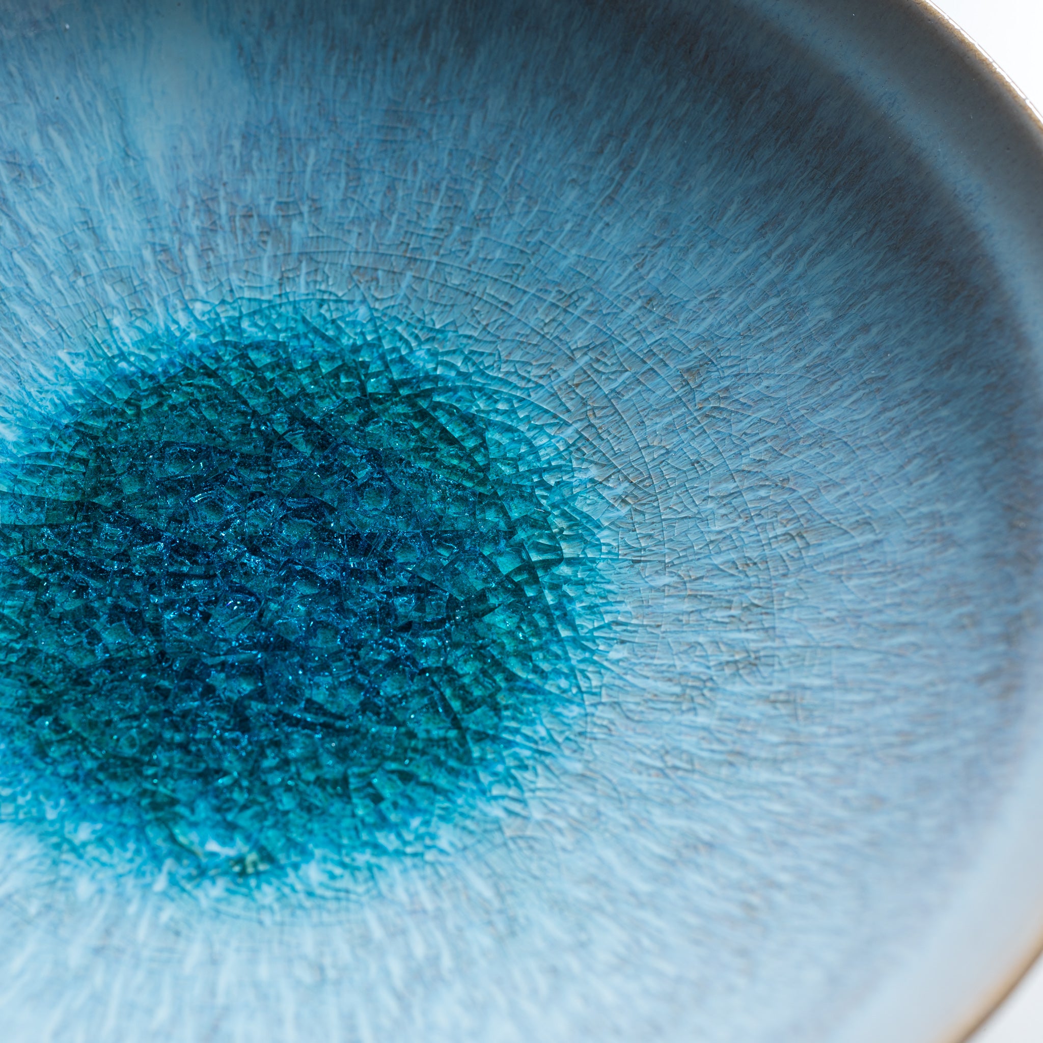 Tenryu Kiln Hagi Ware Large Shallow Bowl 20cm Sky Blue - Japanese Ceramic Serving Dish for Sushi, Noodles & Salad | Handcrafted Pottery for Home Dining & Restaurant Use