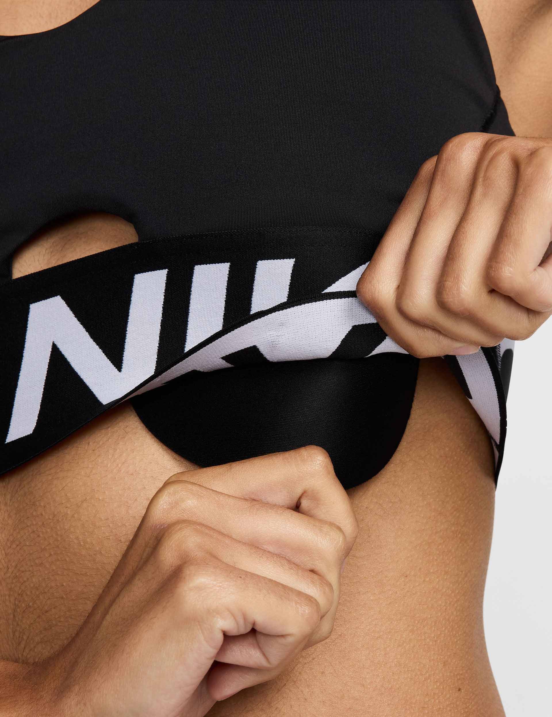 Pro Indy Plunge Medium Support Sports Bra - Black/White - High-Impact Workout & Yoga Activewear for Women