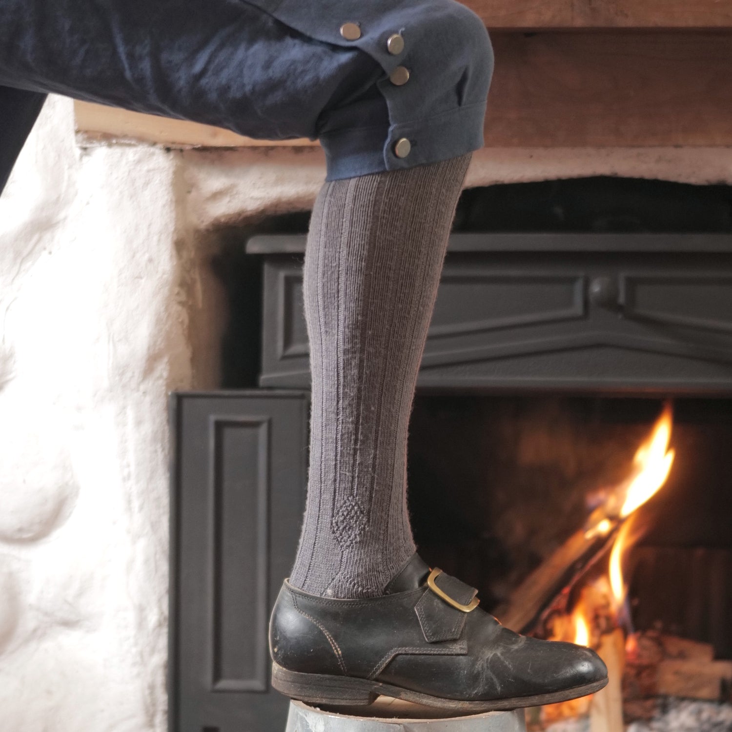 Warm Wool Stockings for Women - Cozy Winter Socks with Clock Design - Perfect for Cold Weather, Outdoor Activities & Home Comfort