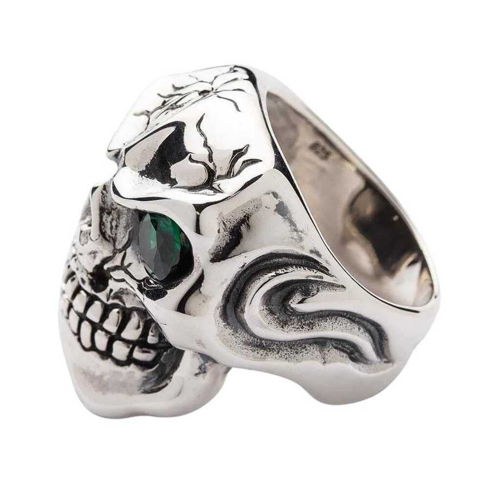 Bikerringshop 925 Sterling Silver Men's Skull Ring with Emerald Eyes - Gothic Jewelry for Bikers, Rockers & Punk Fashion Lovers