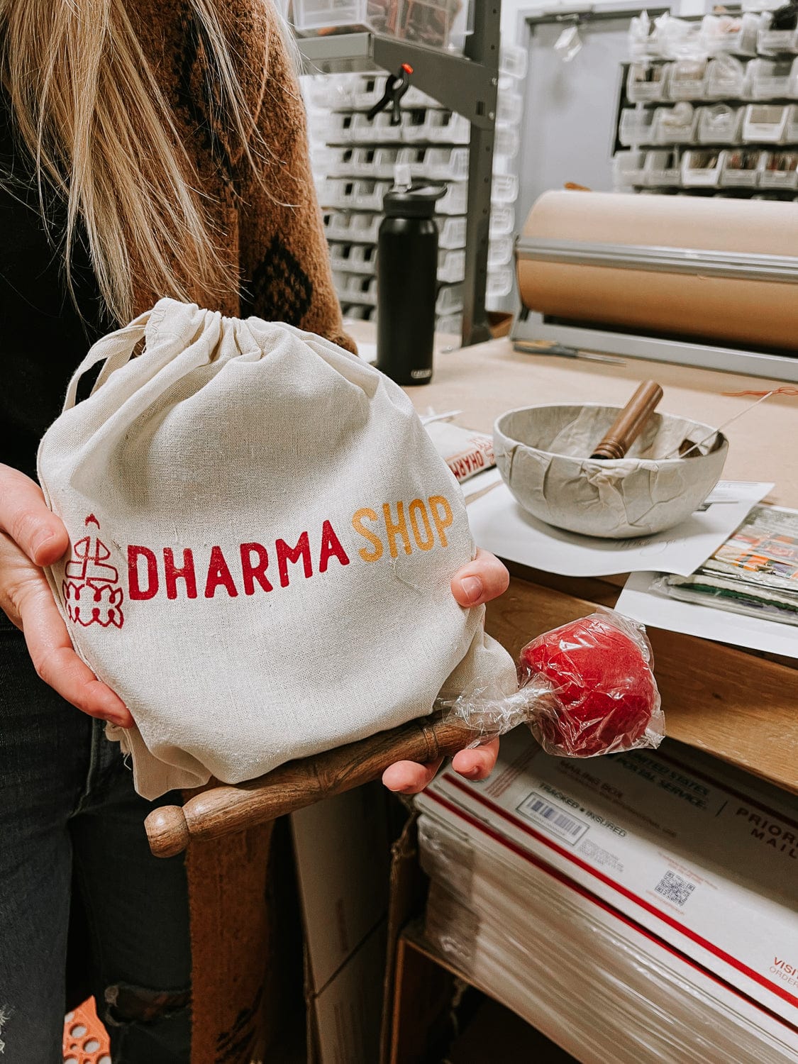 Authentic Hand-Hammered Tibetan Singing Bowl Set for Meditation, Yoga & Sound Healing - Premium Quality Metal Chakra Bowl with Wooden Mallet and Cushion