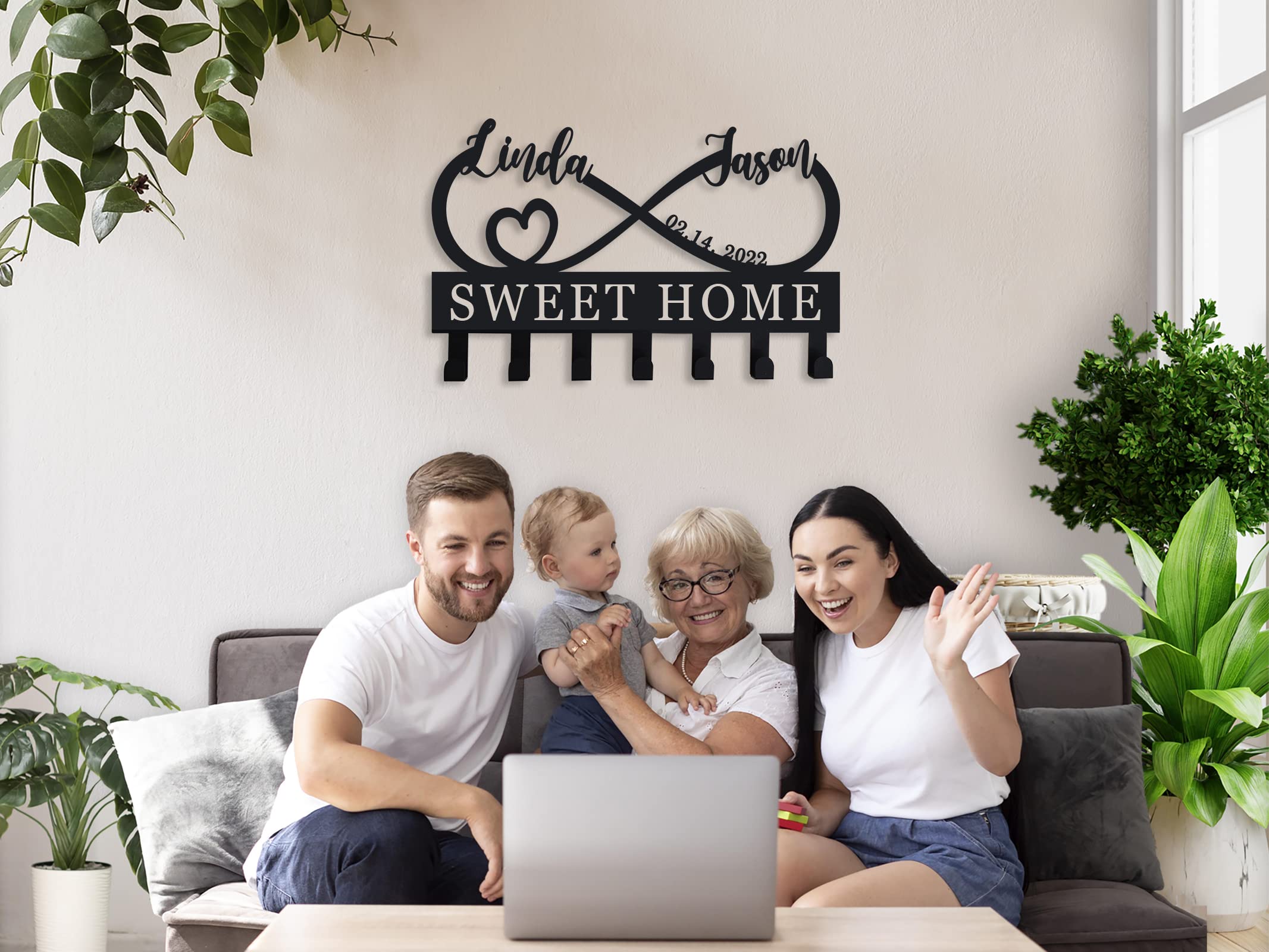 Personalized Metal Infinity Heart Key Hooks - Custom Wall Key Holder & Key Rack for Hanger - Unique Housewarming & Anniversary Gift - Perfect for Entryway, Bedroom, or Office Organization