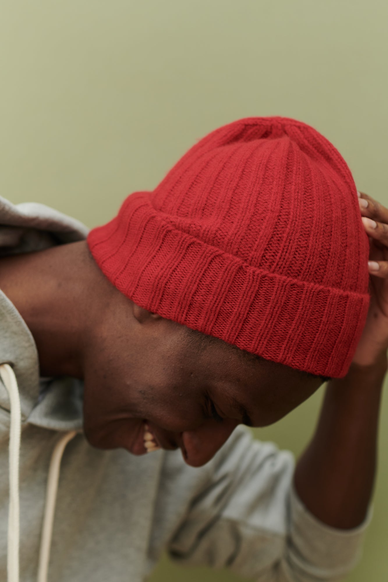Premium Lambswool Beanie Hat for Men & Women - Soft Winter Knit Cap in Classic Red | Cozy Outdoor Activities, Skiing, Snowboarding & Casual Wear