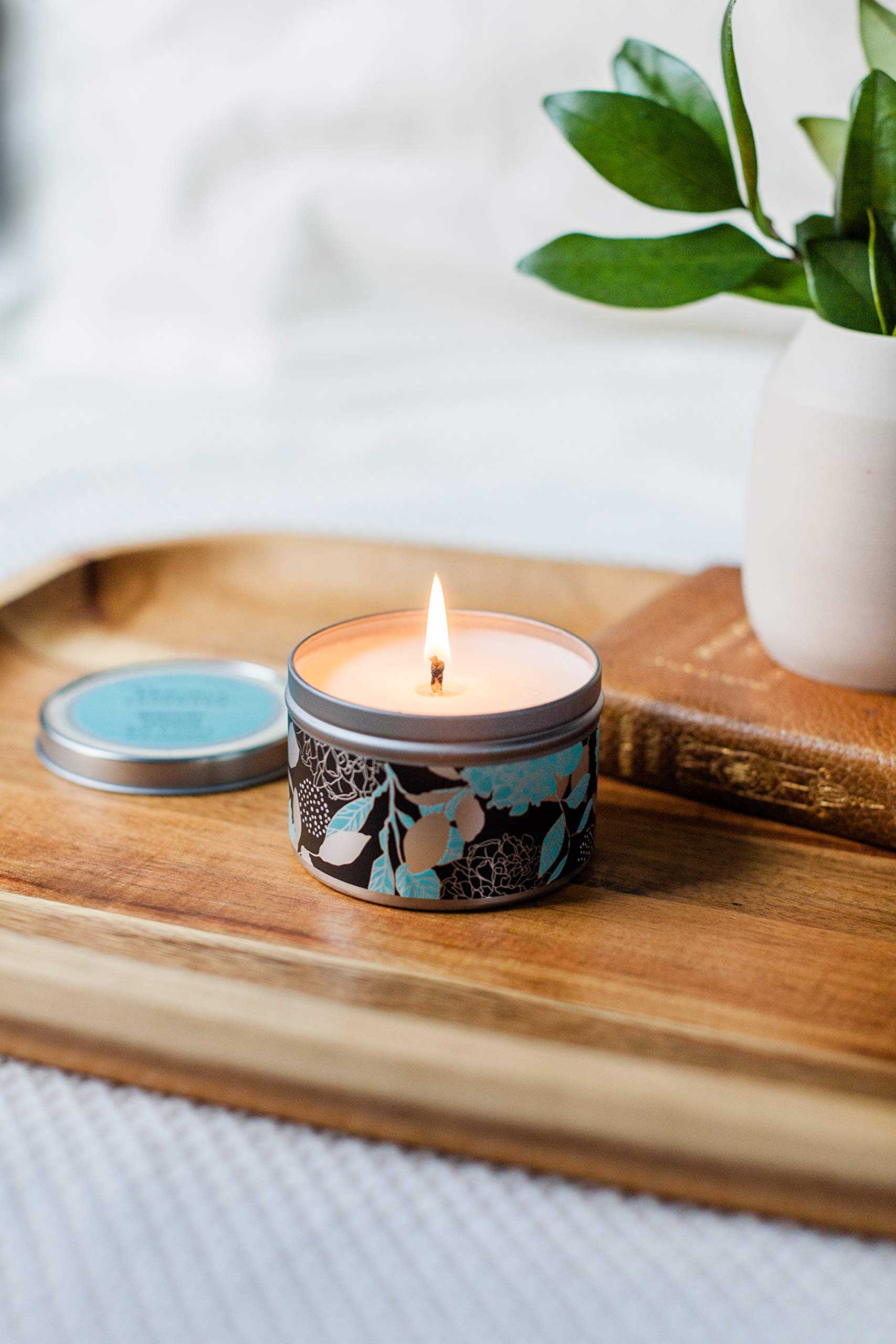 Lavender Scented Candles 8oz - Soy Wax Aromatherapy for Home Relaxation & Romantic Ambiance