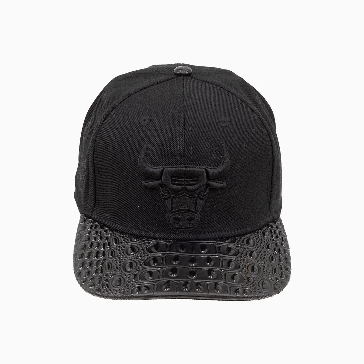 Chicago Bulls NBA Official Leather Visor Snapback Hat - Adjustable Baseball Cap for Men & Women, Perfect for Basketball Games, Sports Events & Streetwear Fashion