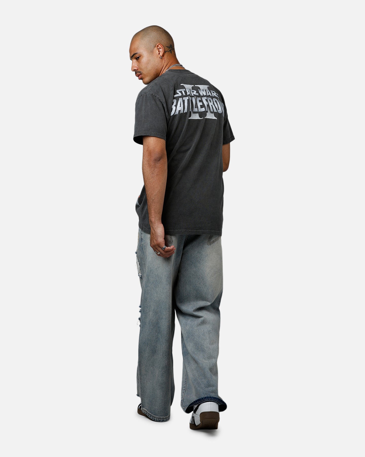 Star Wars Battlefront 2 Heavyweight Cotton T-Shirt | Officially Licensed Graphic Tee | Men's Black Washed Vintage Style Shirt | Perfect for Cosplay, Gaming Events & Casual Wear