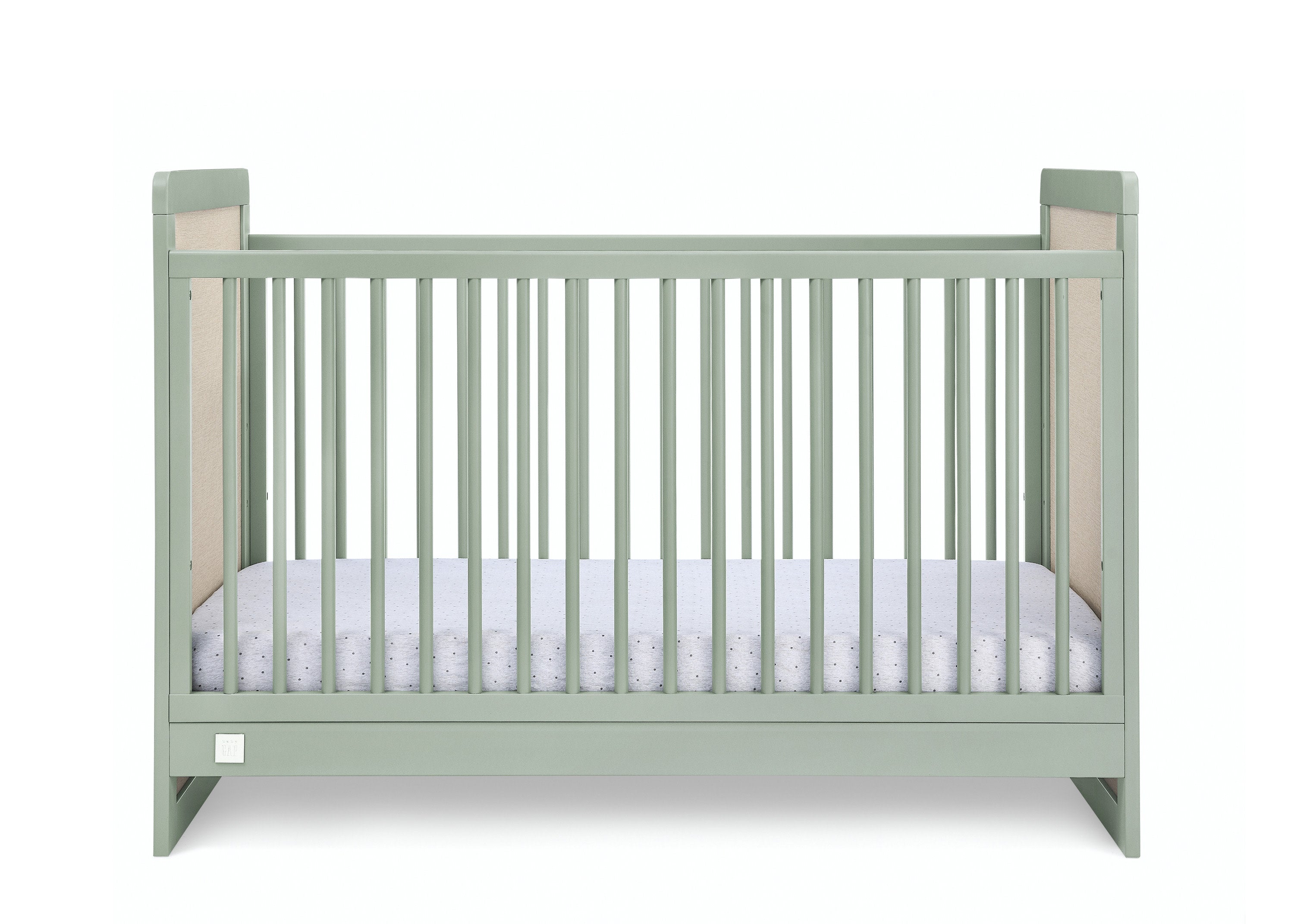 BabyGap Liam 4-in-1 Convertible Crib - Nursery Essential for Newborn to Toddler - Perfect for Bedrooms, Daycares & Guest Rooms