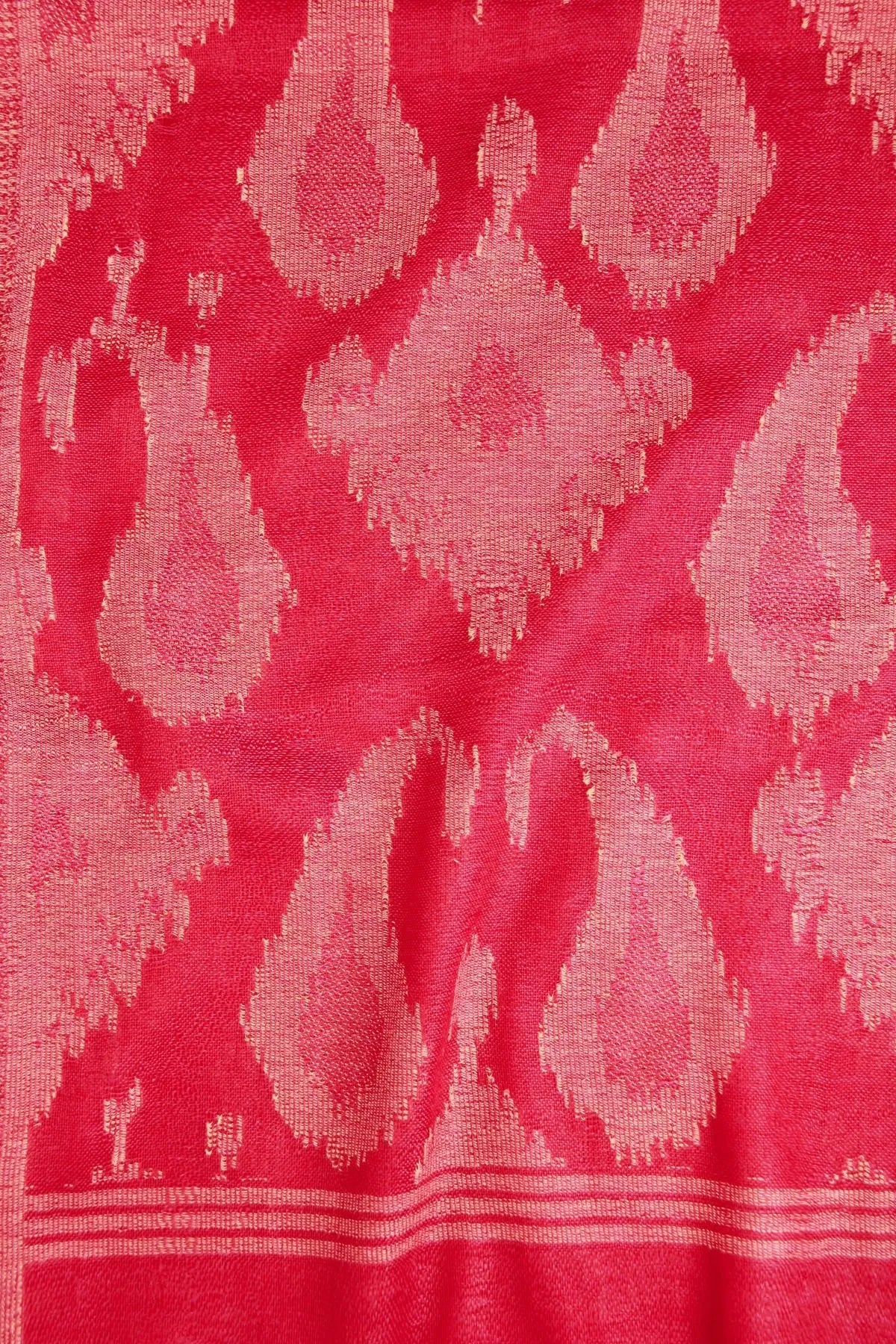 Stylish Paisley Printed Pink Coral Cotton Scarf for Women - Soft Fashion Accessory for Spring, Fall & Winter Outfits