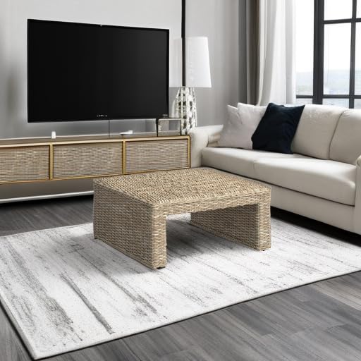 SAFAVIEH Persis Natural Wicker Coffee Table - Rustic Round Side Table for Living Room, Patio & Outdoor Use